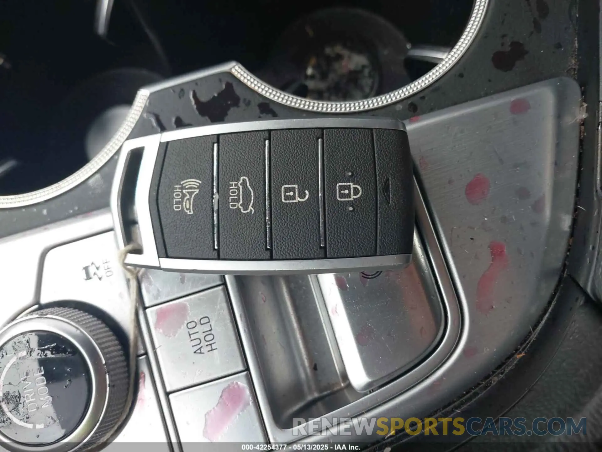 11 Photograph of a damaged car KMTG54LE6LU048583 GENESIS G70 2020