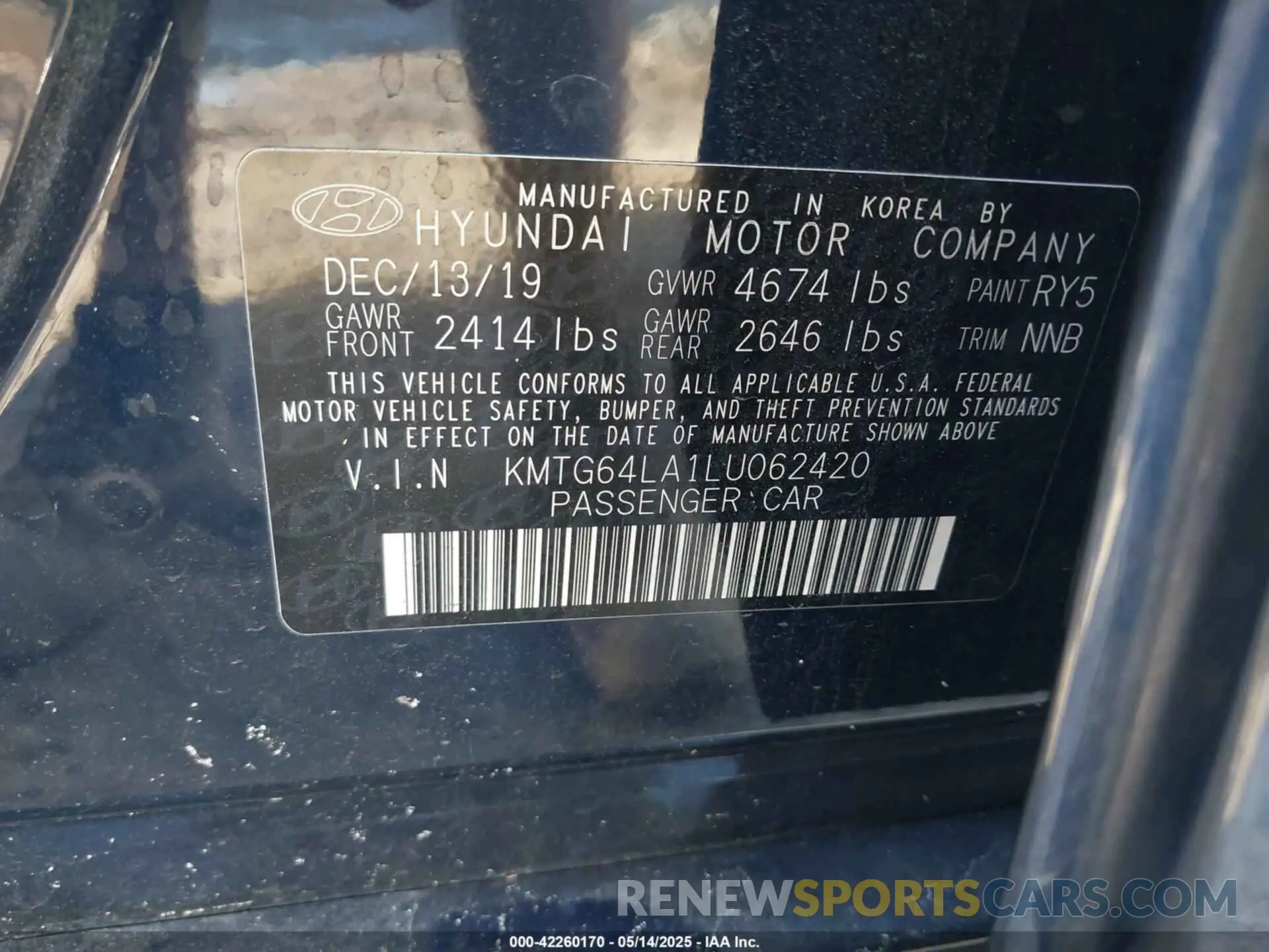 9 Photograph of a damaged car KMTG64LA1LU062420 GENESIS G70 2020