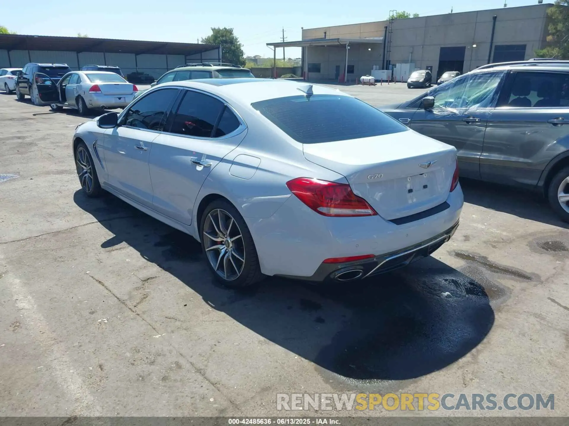 3 Photograph of a damaged car KMTG74LE2LU059669 GENESIS G70 2020