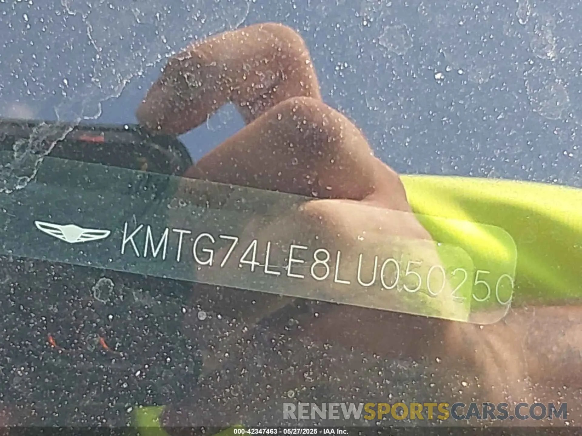 17 Photograph of a damaged car KMTG74LE8LU050250 GENESIS G70 2020
