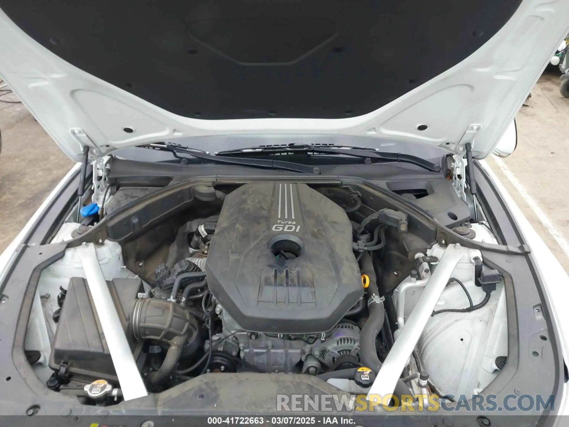 10 Photograph of a damaged car KMTG24LA0MU067346 GENESIS G70 2021
