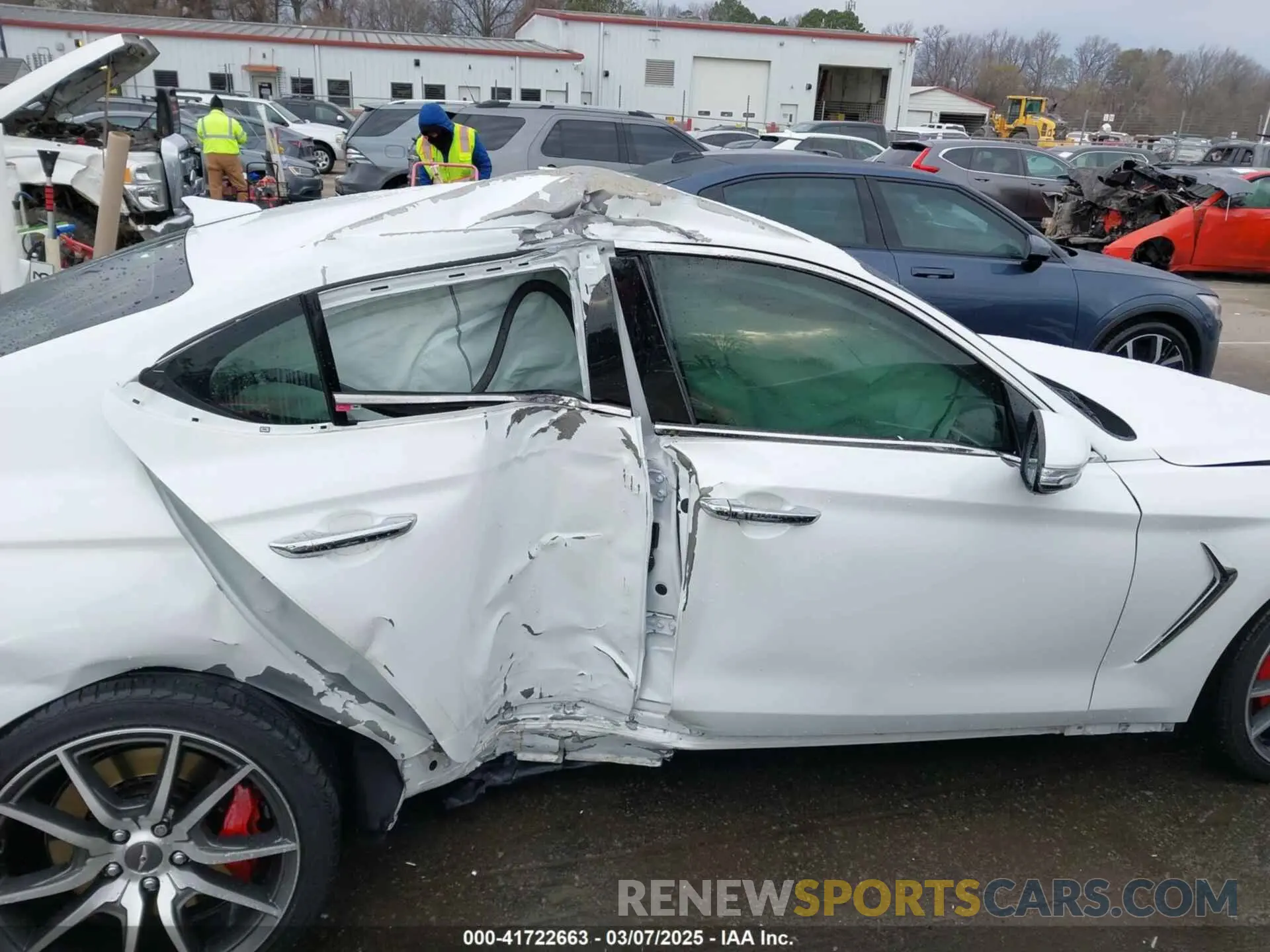 13 Photograph of a damaged car KMTG24LA0MU067346 GENESIS G70 2021