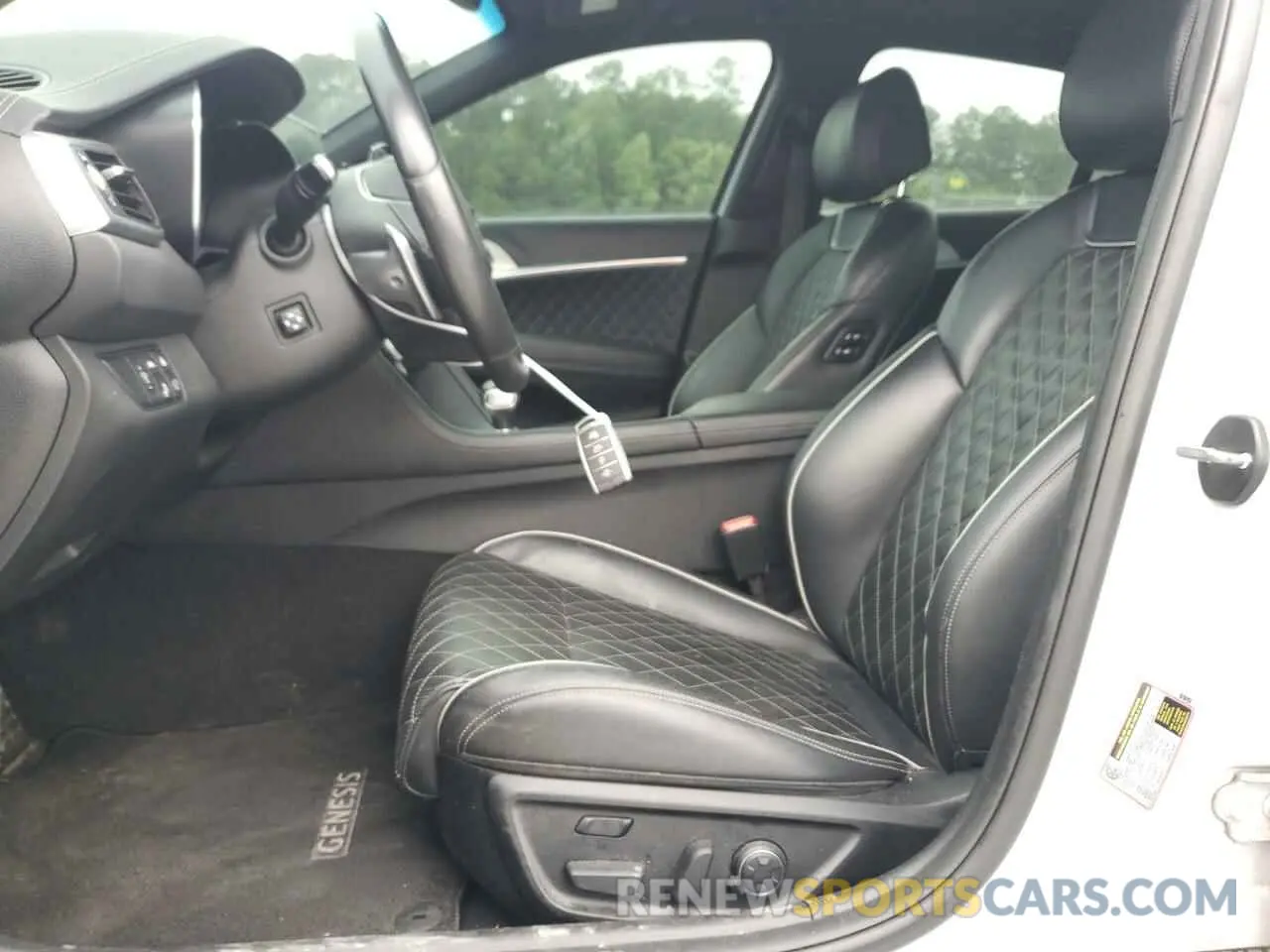 7 Photograph of a damaged car KMTG34LE1MU072717 GENESIS G70 2021