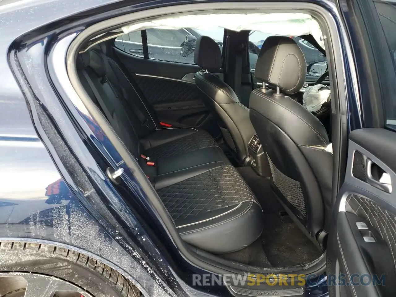 10 Photograph of a damaged car KMTG34LE3MU074503 GENESIS G70 2021