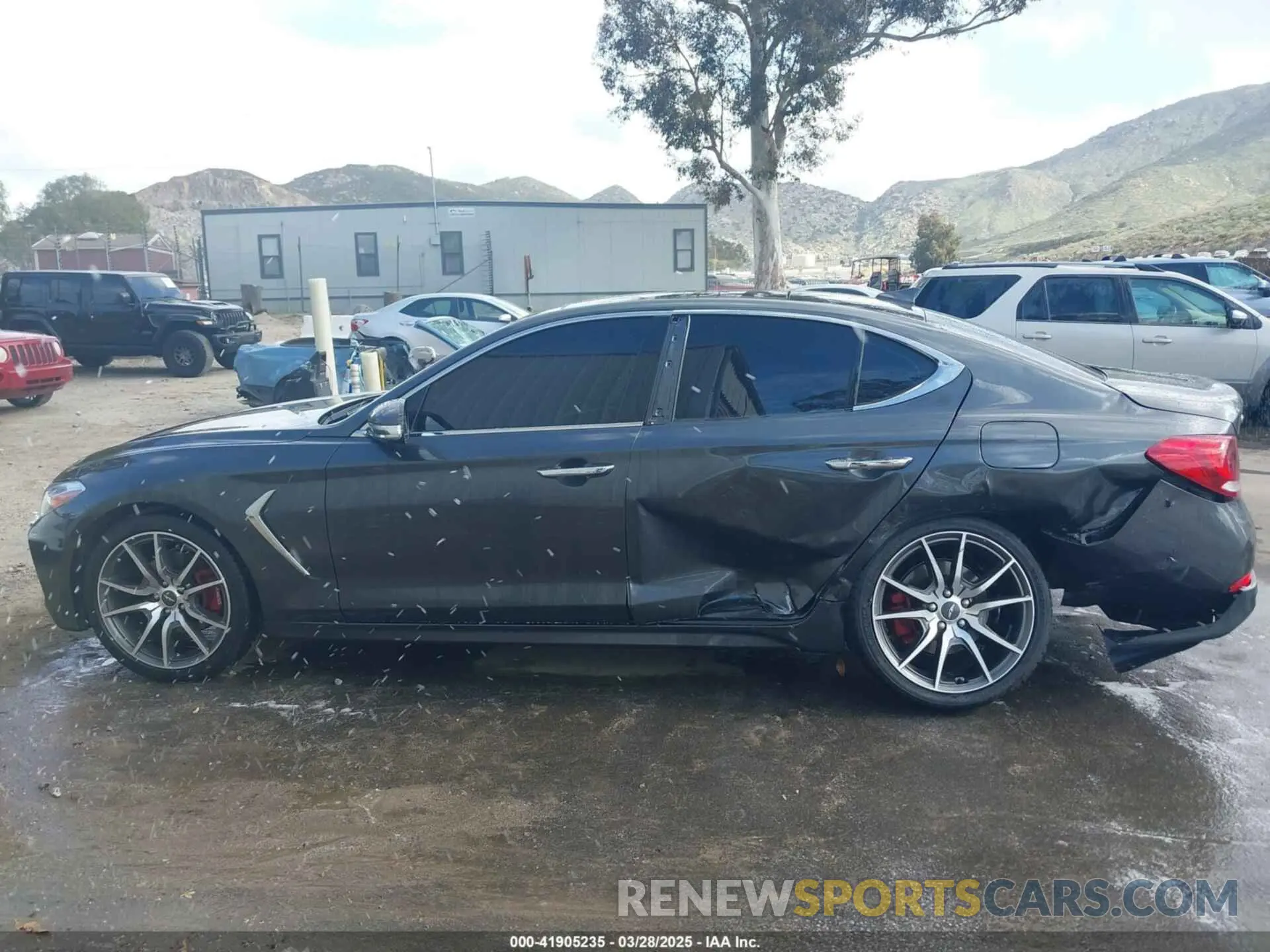 14 Photograph of a damaged car KMTG44LA9MU067016 GENESIS G70 2021