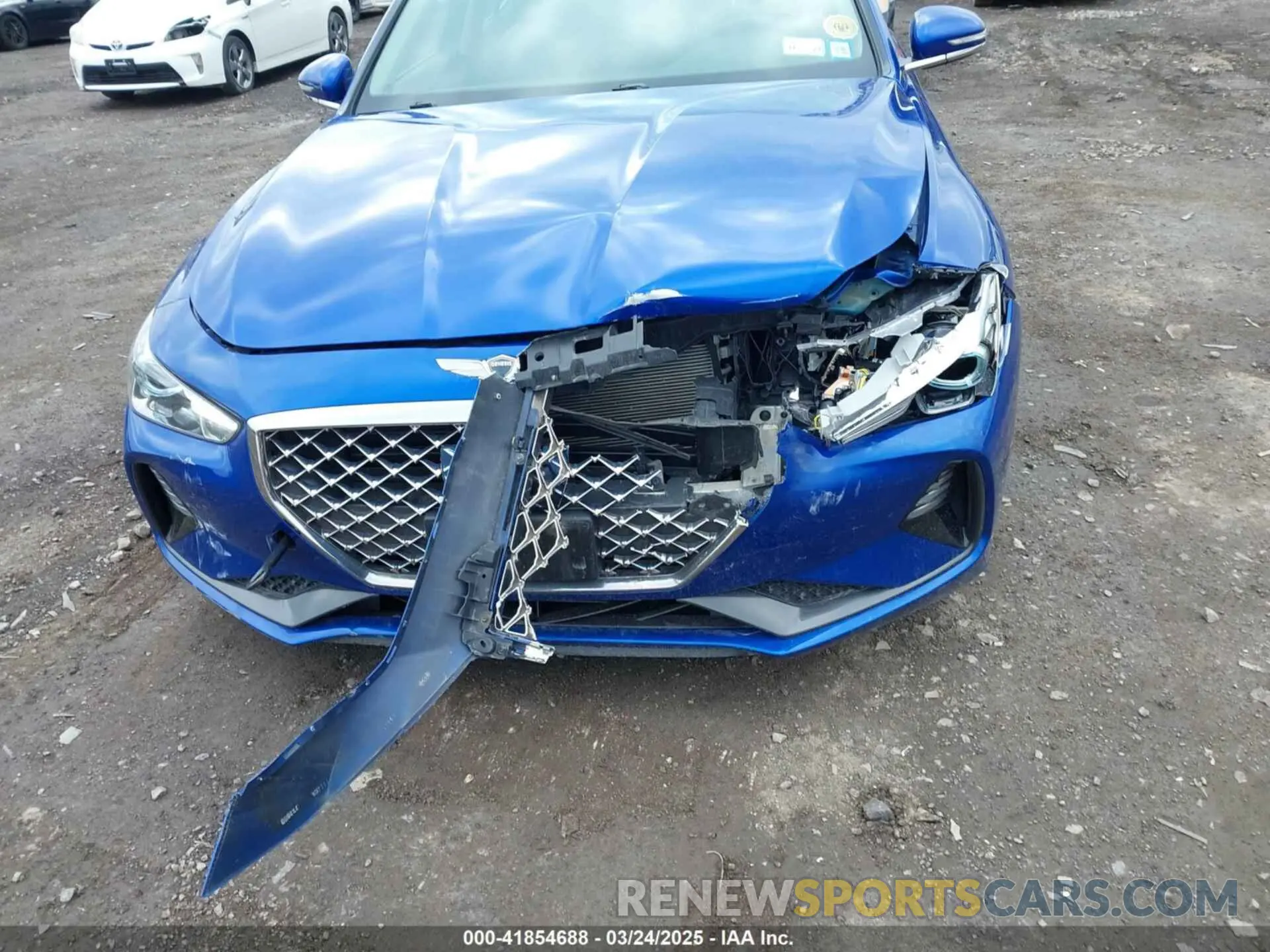 12 Photograph of a damaged car KMTG64LA1MU075332 GENESIS G70 2021