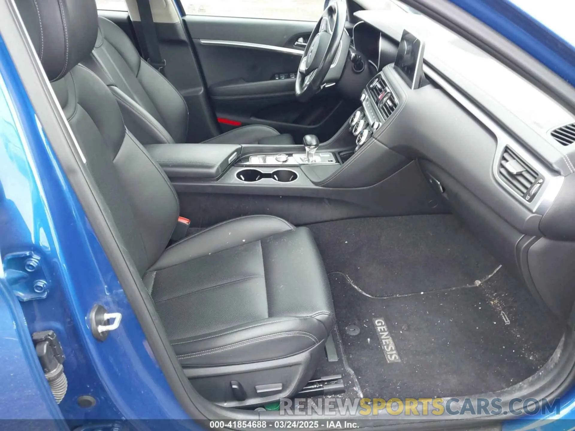 5 Photograph of a damaged car KMTG64LA1MU075332 GENESIS G70 2021