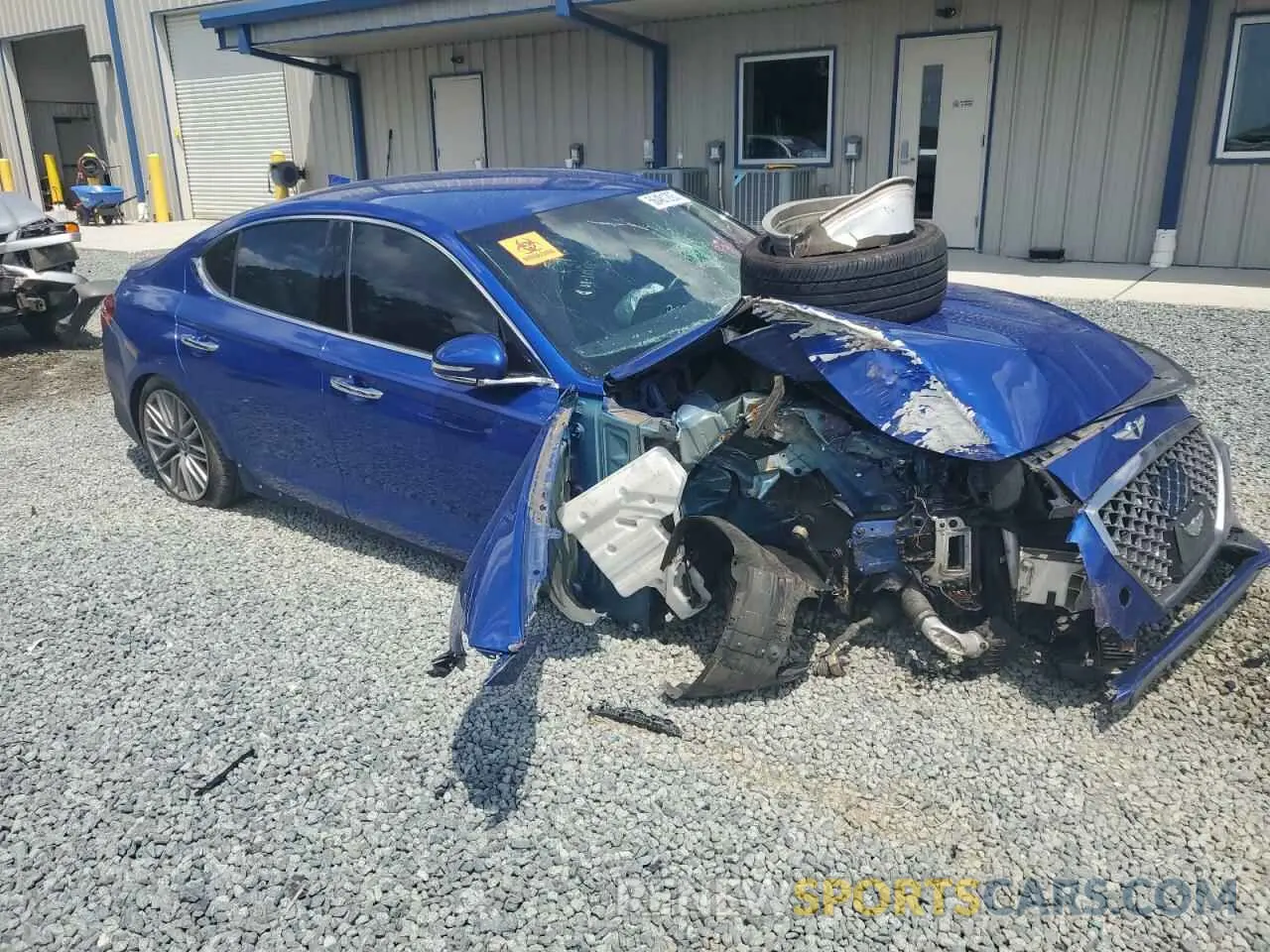 4 Photograph of a damaged car KMTG64LA1MU075945 GENESIS G70 2021