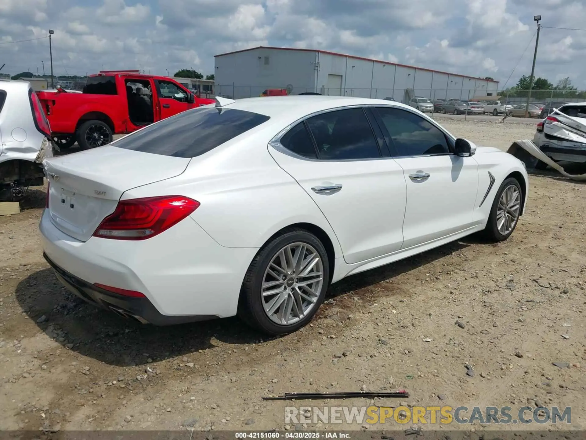 4 Photograph of a damaged car KMTG64LA2MU074982 GENESIS G70 2021