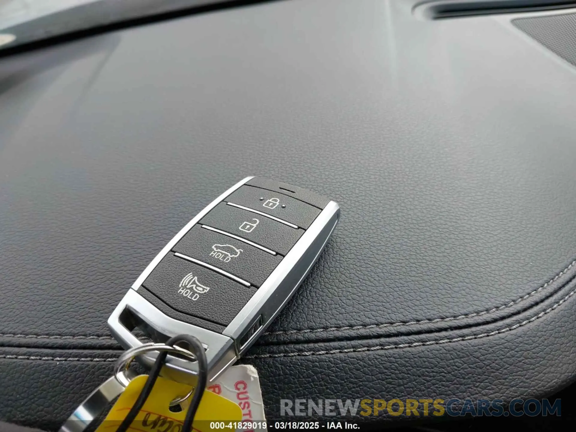11 Photograph of a damaged car KMTG64LA9MU073635 GENESIS G70 2021