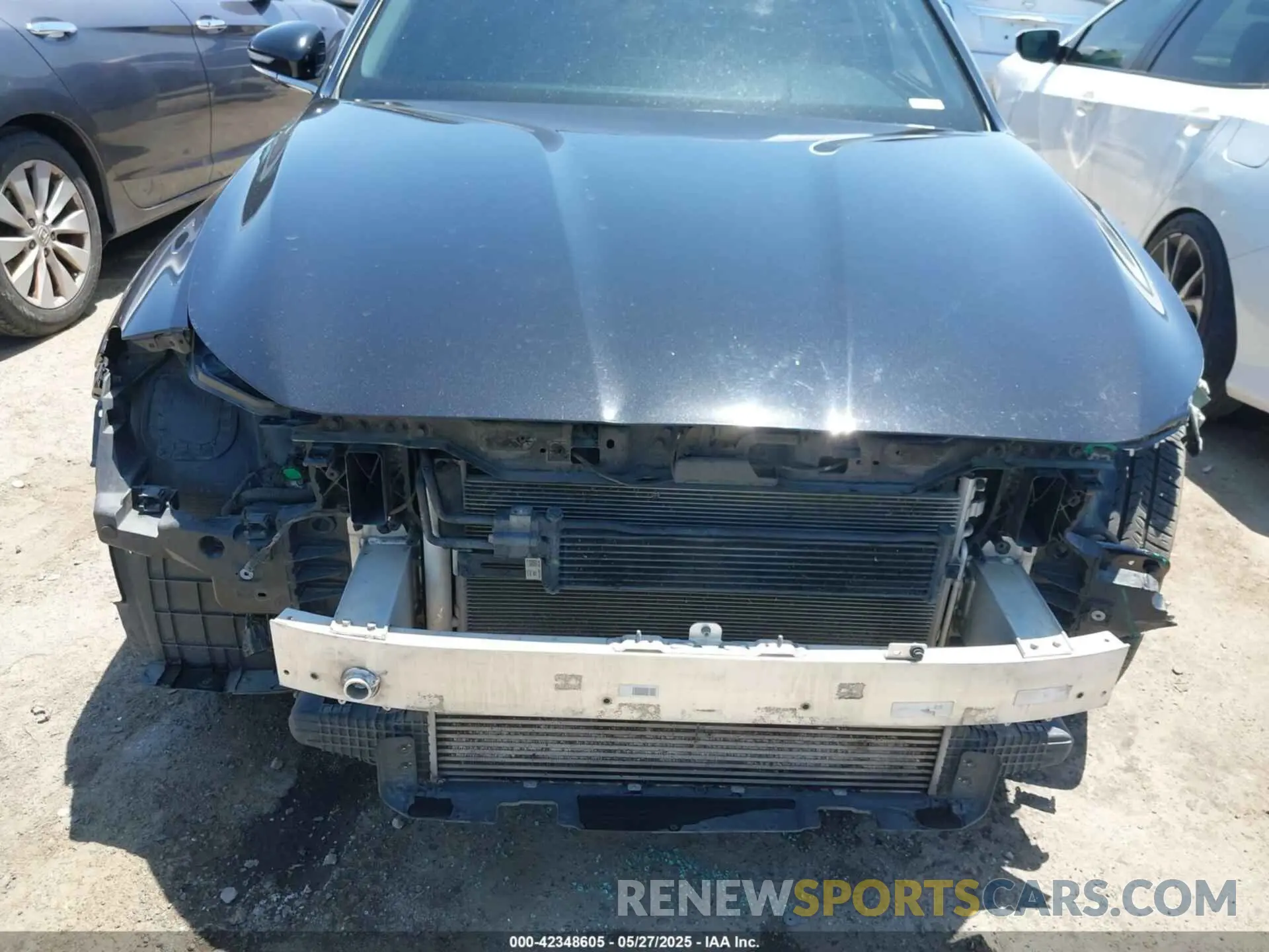 20 Photograph of a damaged car KMTG74LE0MU066394 GENESIS G70 2021