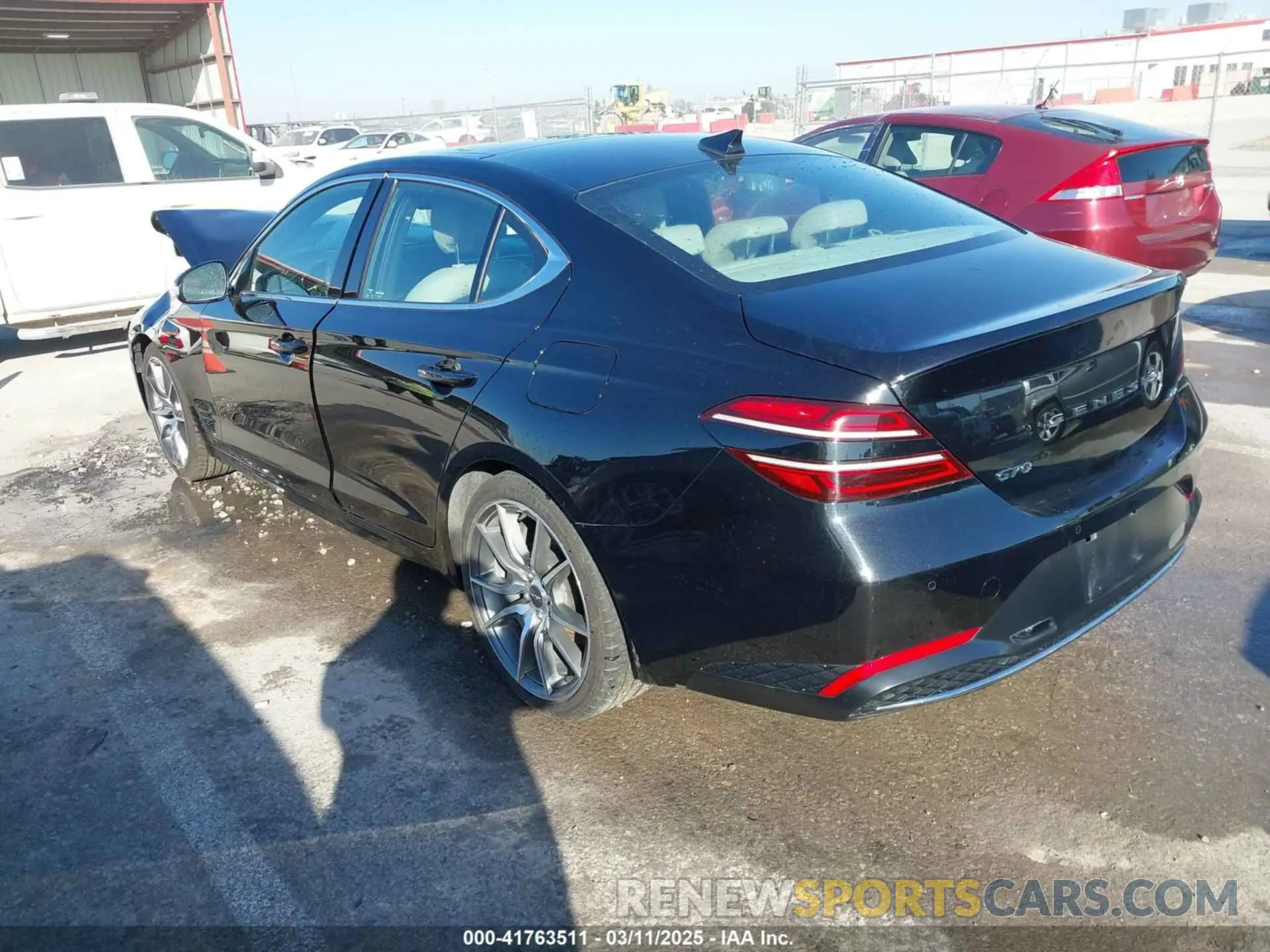 3 Photograph of a damaged car KMTG34TA0NU098580 GENESIS G70 2022