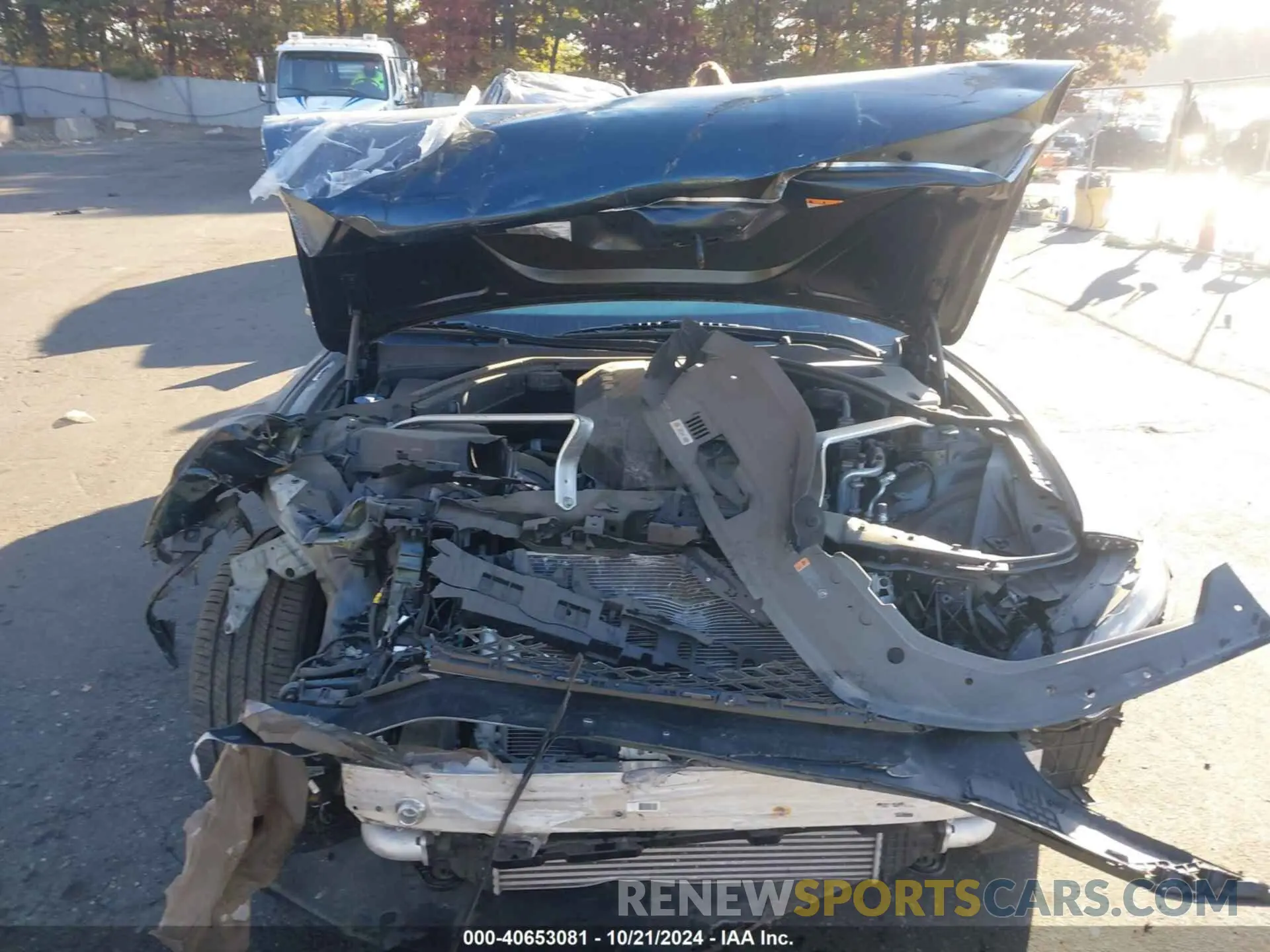 11 Photograph of a damaged car KMTG34TA1NU092657 GENESIS G70 2022