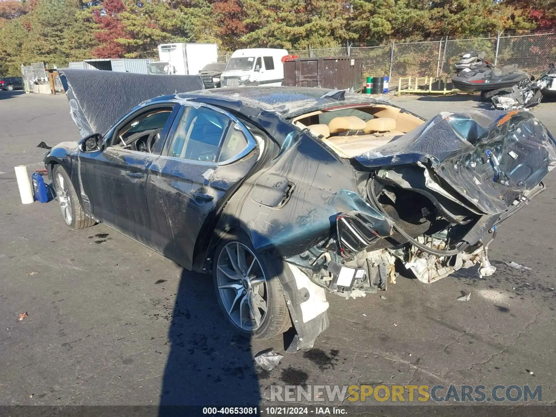 3 Photograph of a damaged car KMTG34TA1NU092657 GENESIS G70 2022