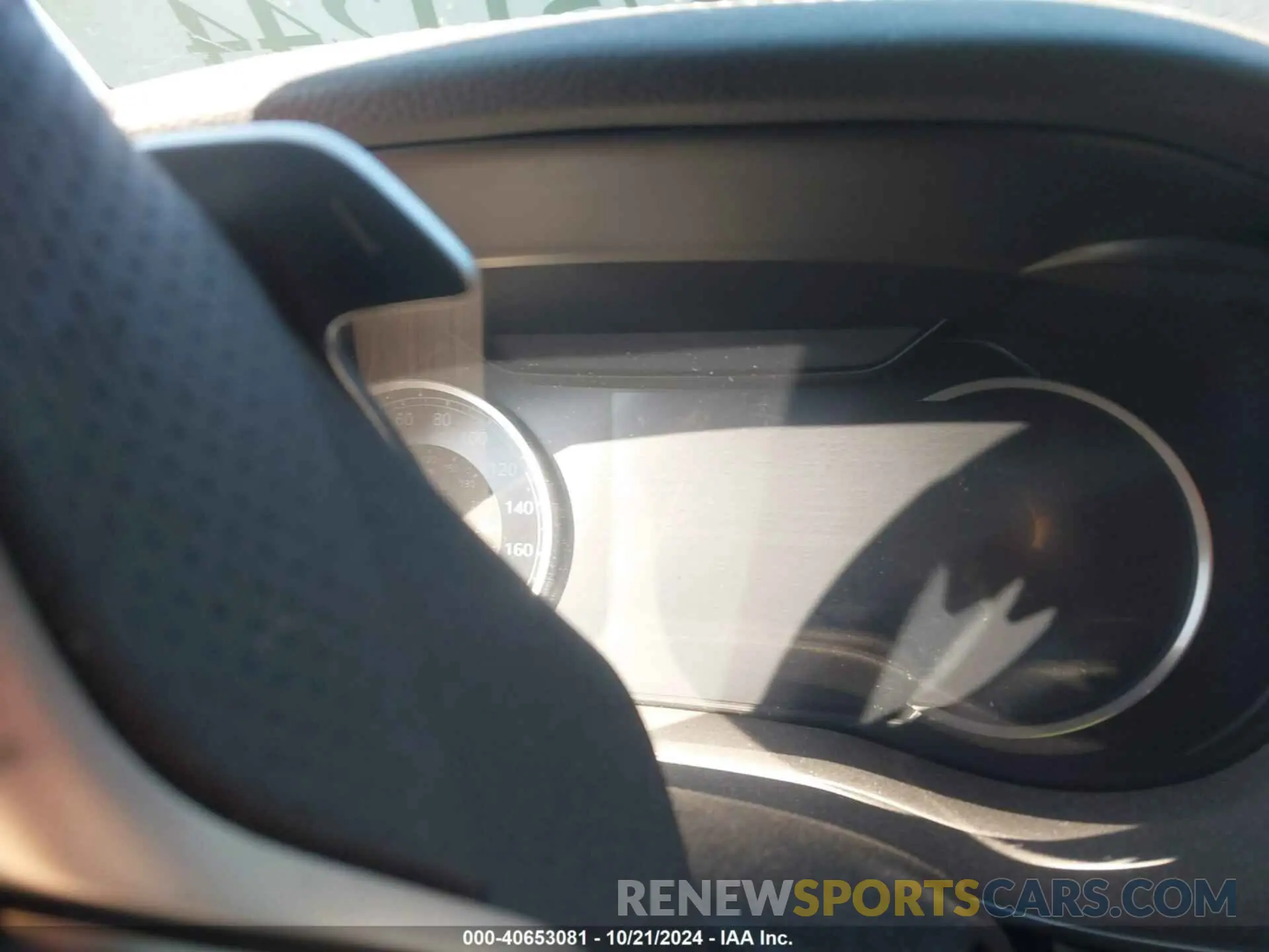 7 Photograph of a damaged car KMTG34TA1NU092657 GENESIS G70 2022