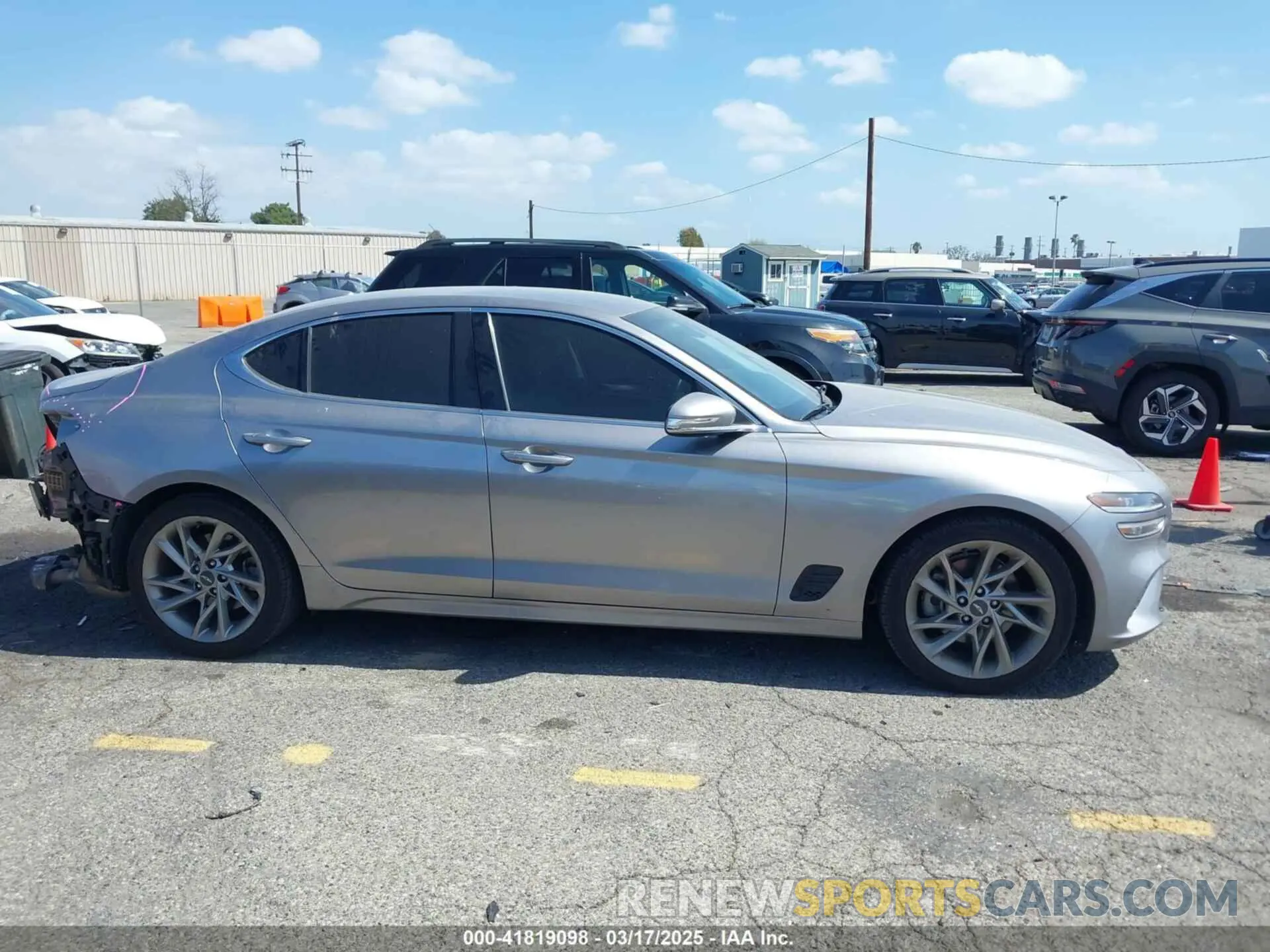 13 Photograph of a damaged car KMTG34TA1NU092710 GENESIS G70 2022