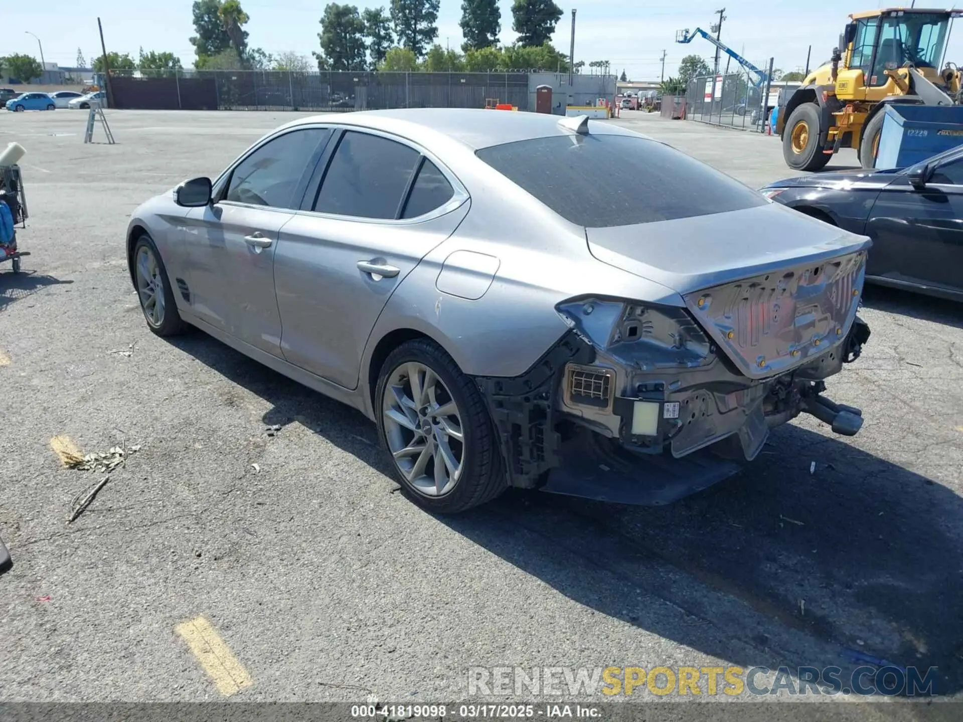 3 Photograph of a damaged car KMTG34TA1NU092710 GENESIS G70 2022