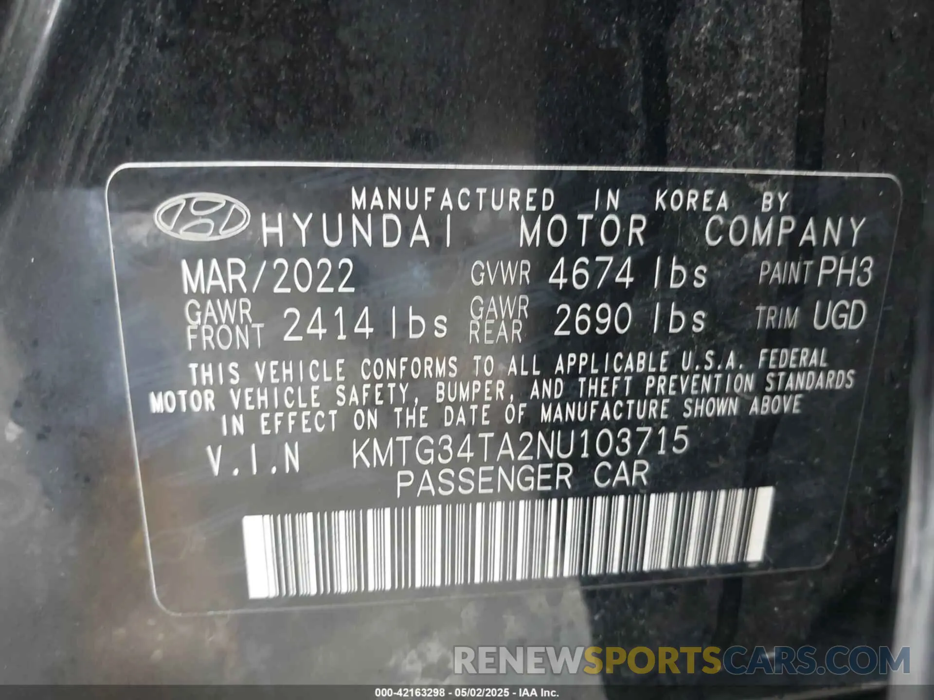 9 Photograph of a damaged car KMTG34TA2NU103715 GENESIS G70 2022