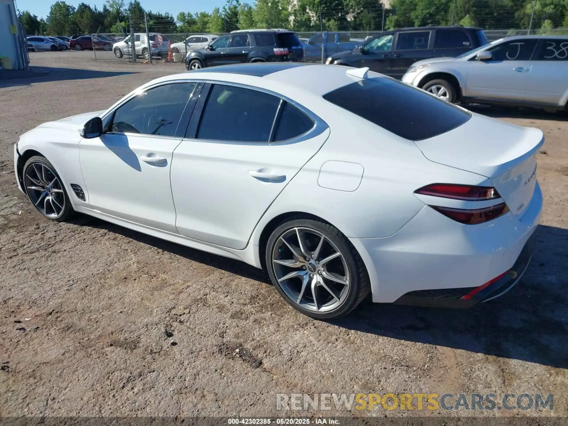 15 Photograph of a damaged car KMTG34TA2NU103990 GENESIS G70 2022