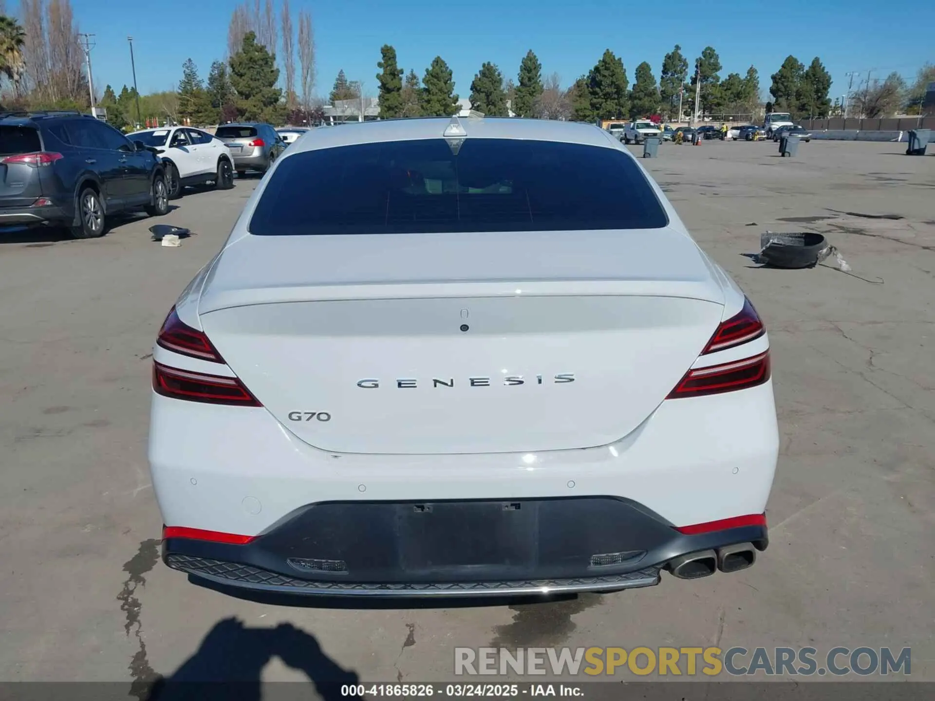 15 Photograph of a damaged car KMTG34TA4NU089493 GENESIS G70 2022