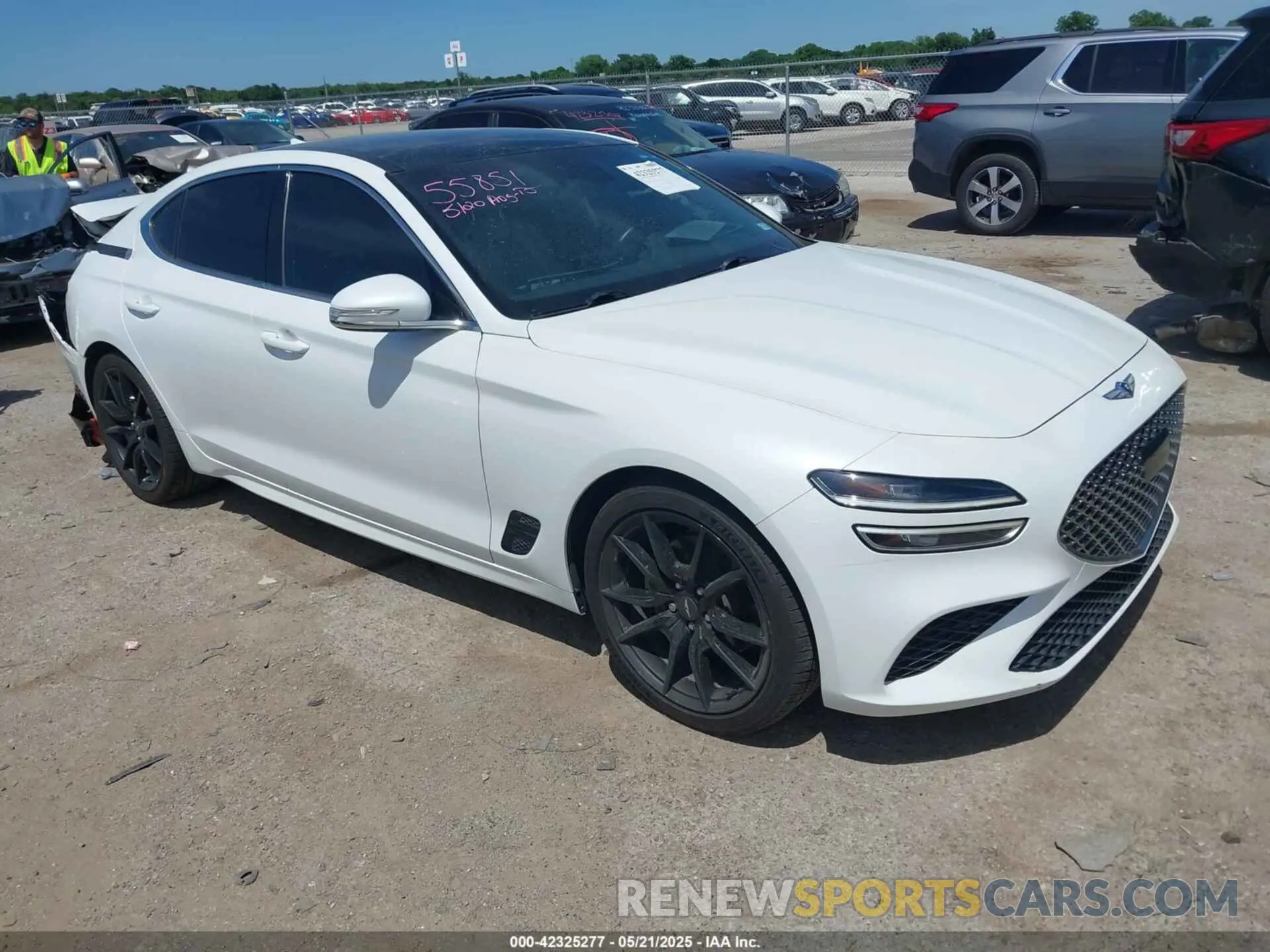 1 Photograph of a damaged car KMTG34TA5NU103935 GENESIS G70 2022