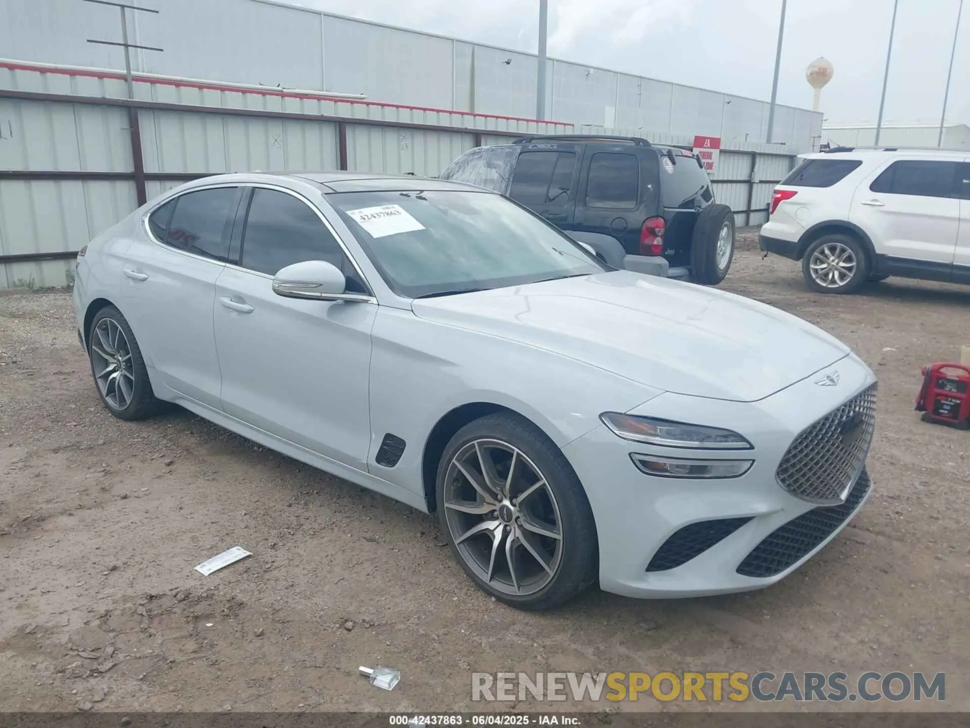 1 Photograph of a damaged car KMTG34TA9NU090218 GENESIS G70 2022