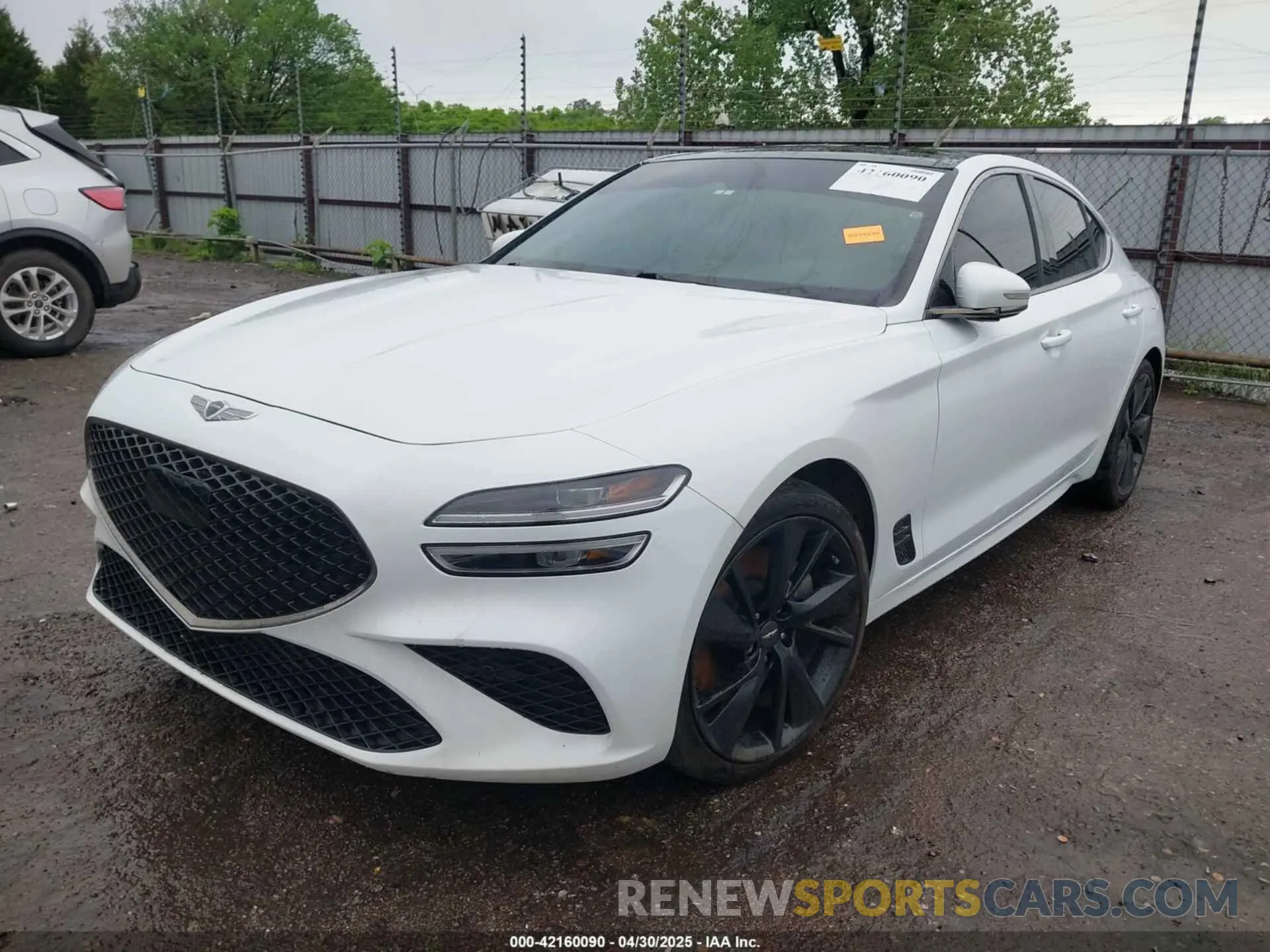 2 Photograph of a damaged car KMTG54TE1NU095944 GENESIS G70 2022