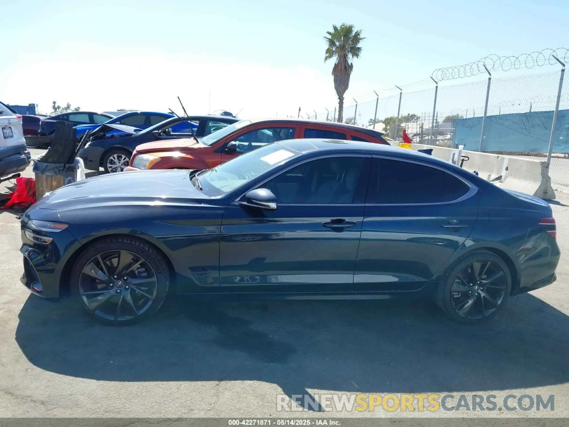14 Photograph of a damaged car KMTG54TE2NU082023 GENESIS G70 2022