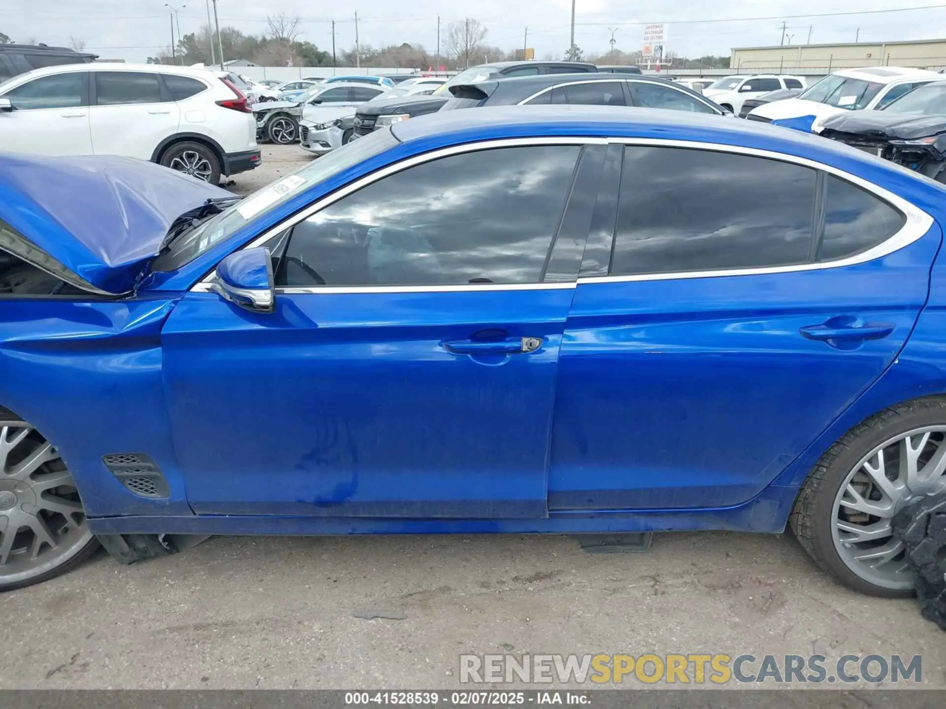15 Photograph of a damaged car KMTG54TE4NU094769 GENESIS G70 2022