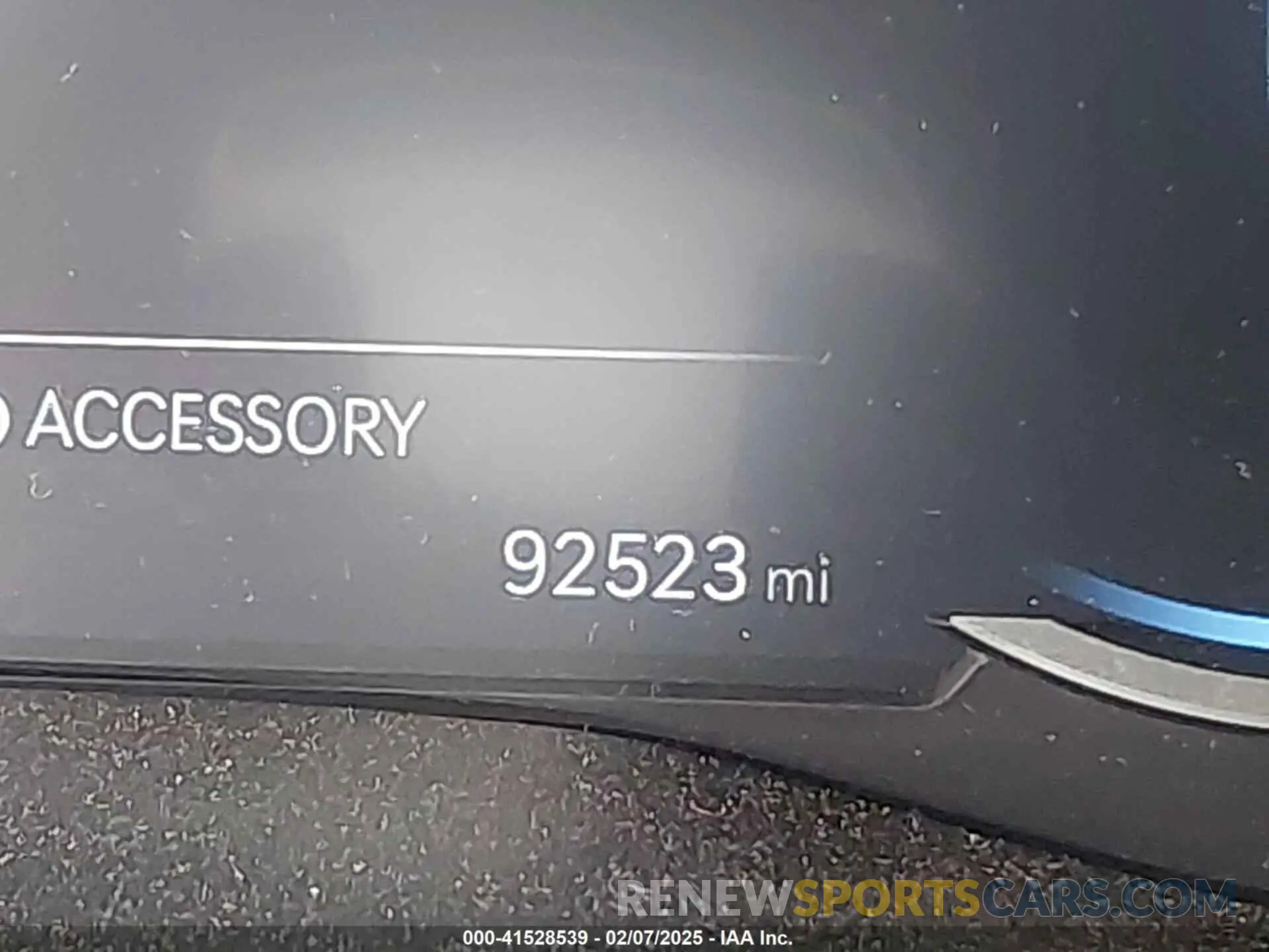 16 Photograph of a damaged car KMTG54TE4NU094769 GENESIS G70 2022