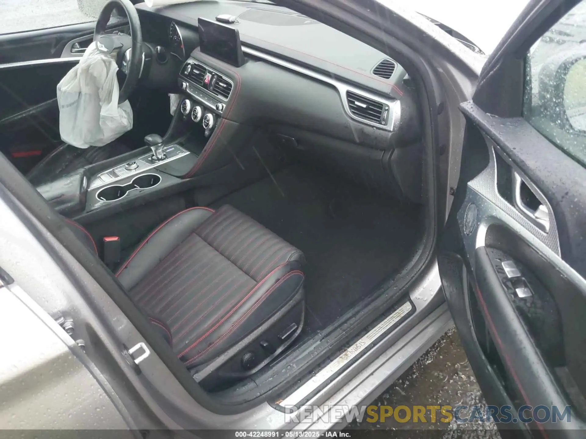 5 Photograph of a damaged car KMTG34TA2PU121151 GENESIS G70 2023