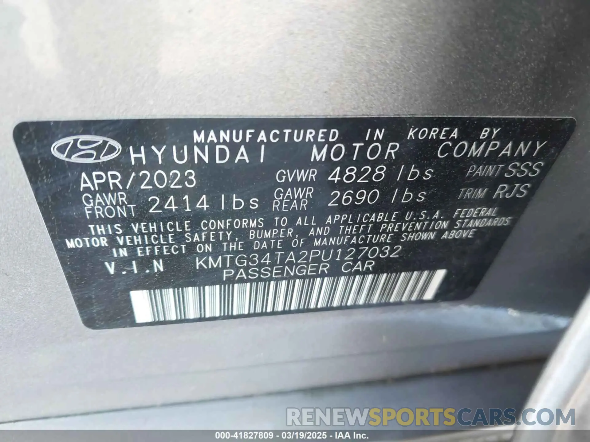 9 Photograph of a damaged car KMTG34TA2PU127032 GENESIS G70 2023