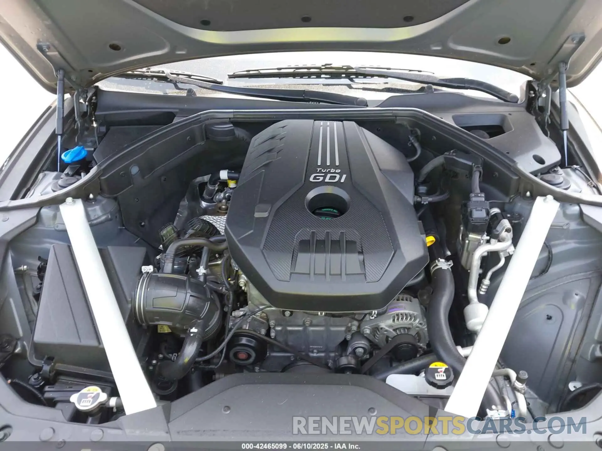 10 Photograph of a damaged car KMTG34TA3PU120669 GENESIS G70 2023