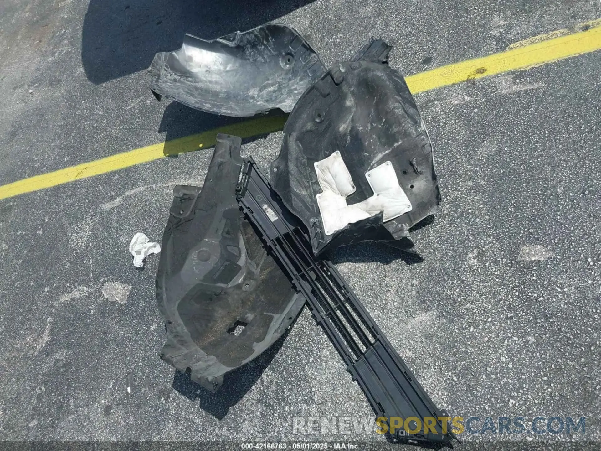 12 Photograph of a damaged car KMTG34TA3PU129713 GENESIS G70 2023