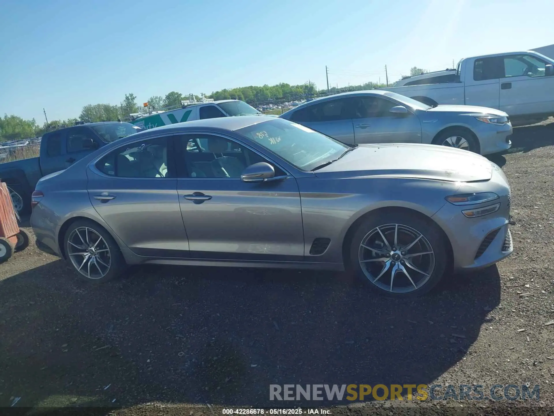 13 Photograph of a damaged car KMTG34TA3PU131624 GENESIS G70 2023