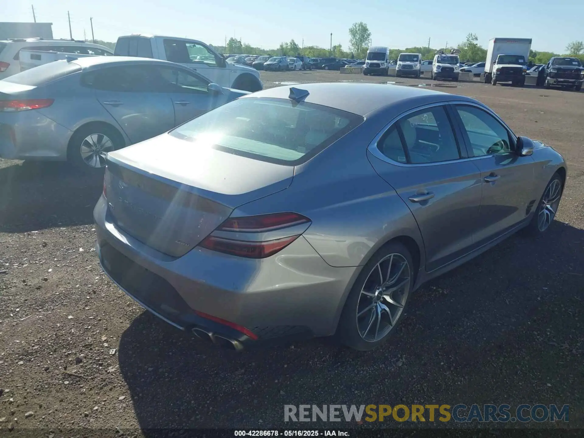 4 Photograph of a damaged car KMTG34TA3PU131624 GENESIS G70 2023