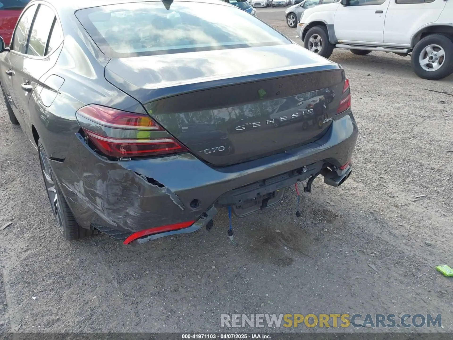 6 Photograph of a damaged car KMTG34TA4PU126965 GENESIS G70 2023