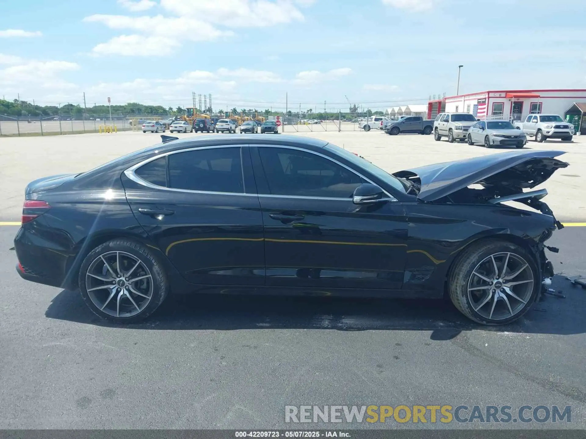 13 Photograph of a damaged car KMTG34TA4PU135164 GENESIS G70 2023