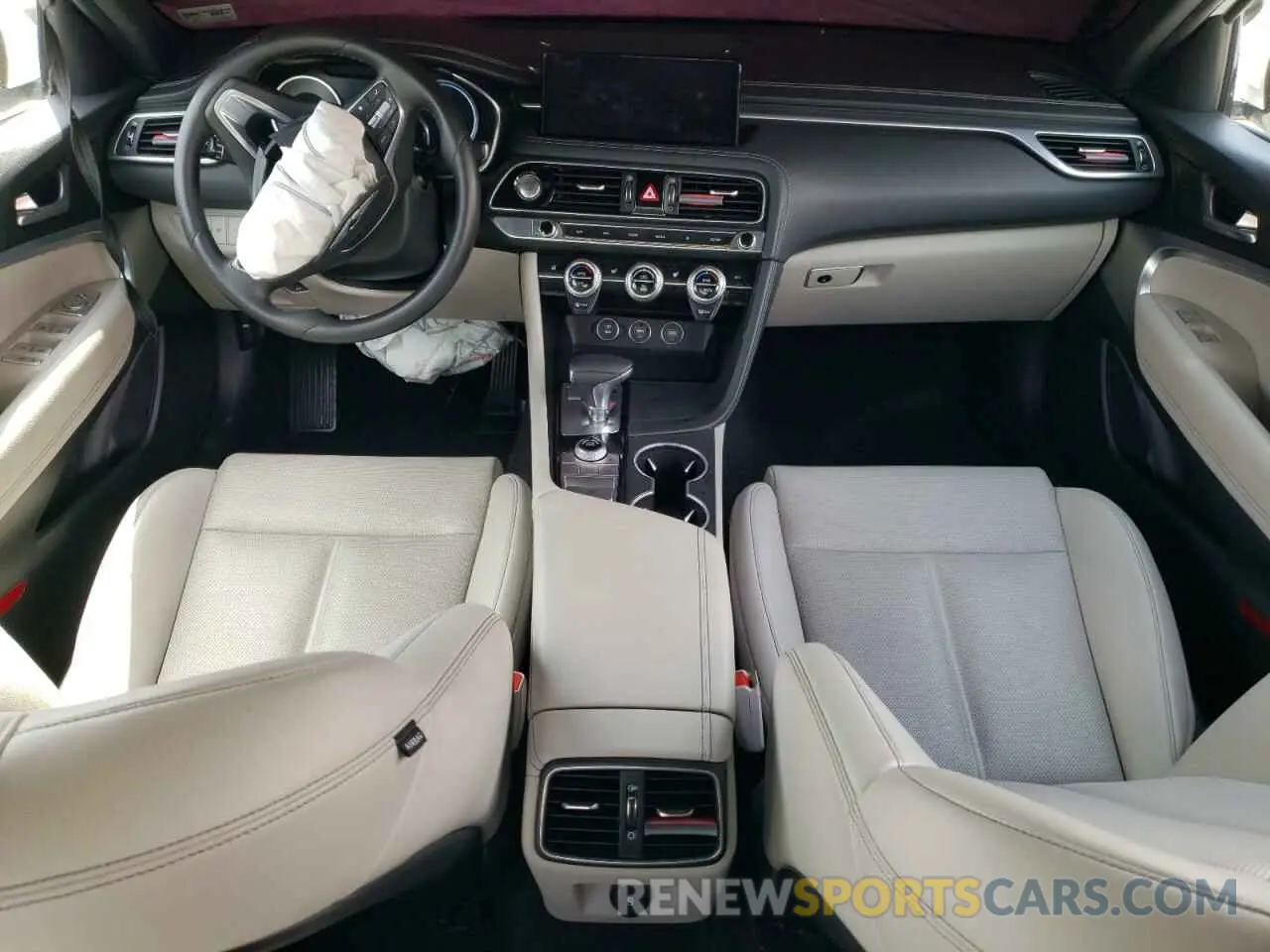 8 Photograph of a damaged car KMTG34TA6PU131925 GENESIS G70 2023
