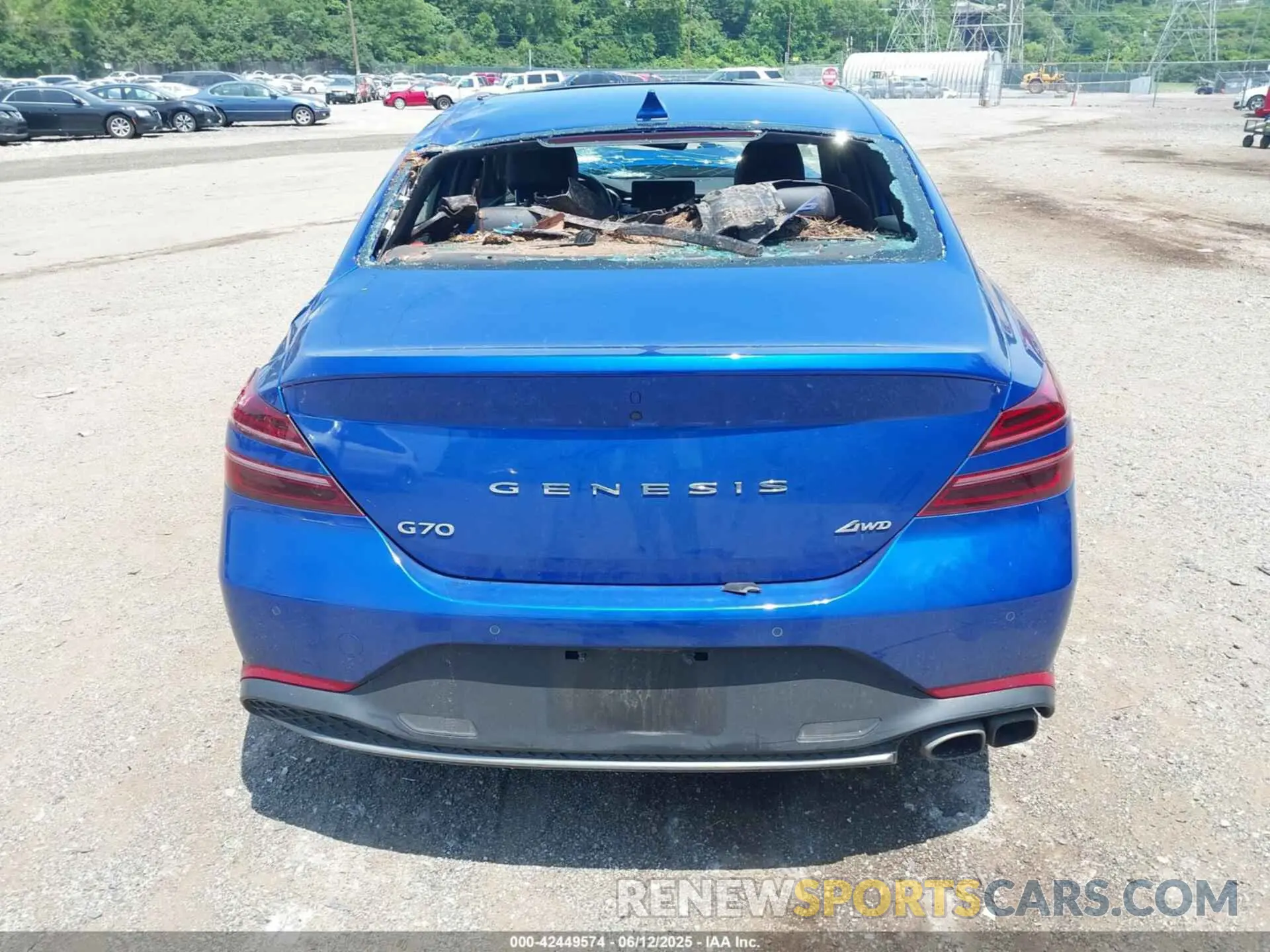 17 Photograph of a damaged car KMTG34TAXPU112892 GENESIS G70 2023
