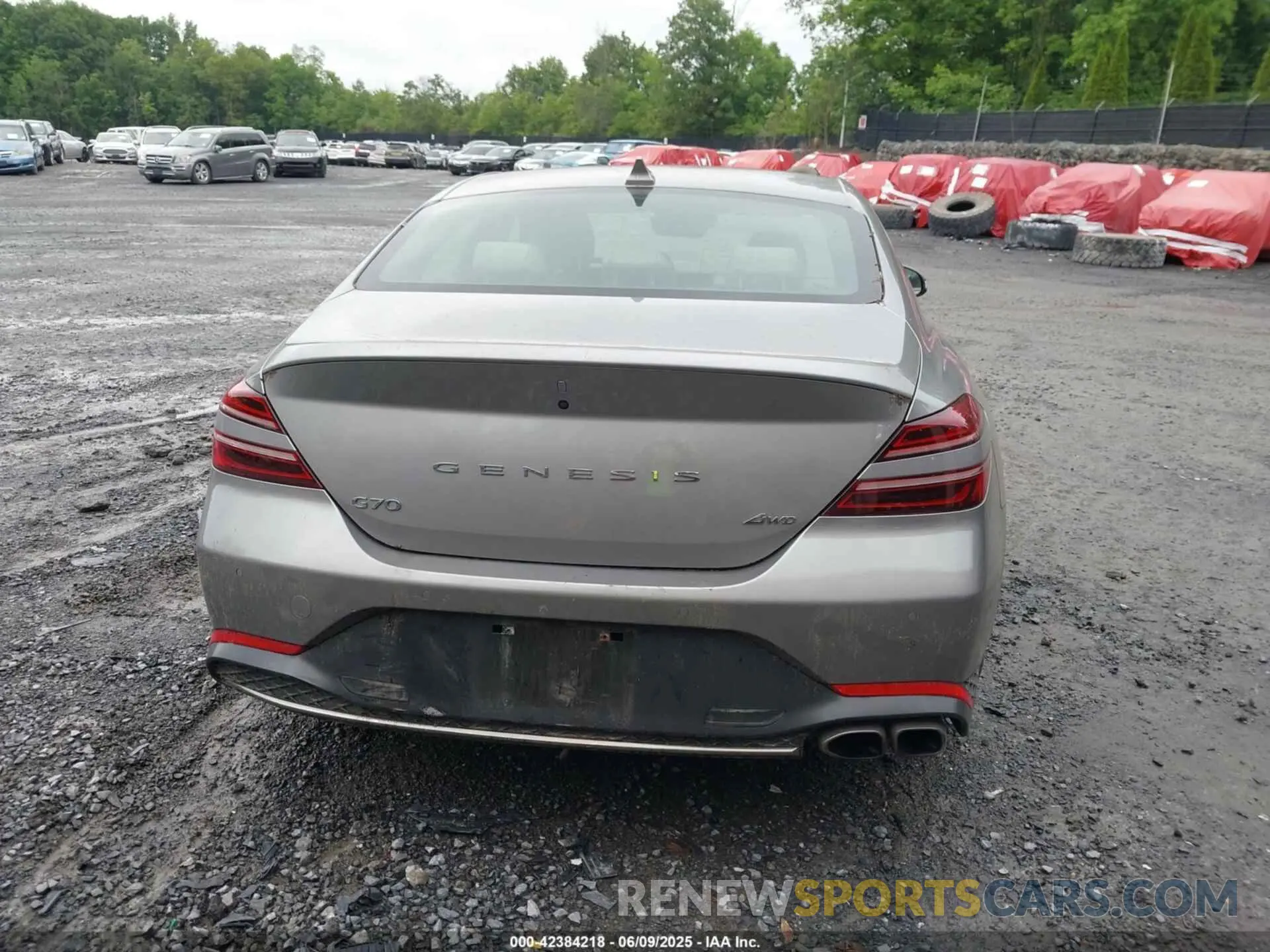 16 Photograph of a damaged car KMTG34TAXPU115811 GENESIS G70 2023