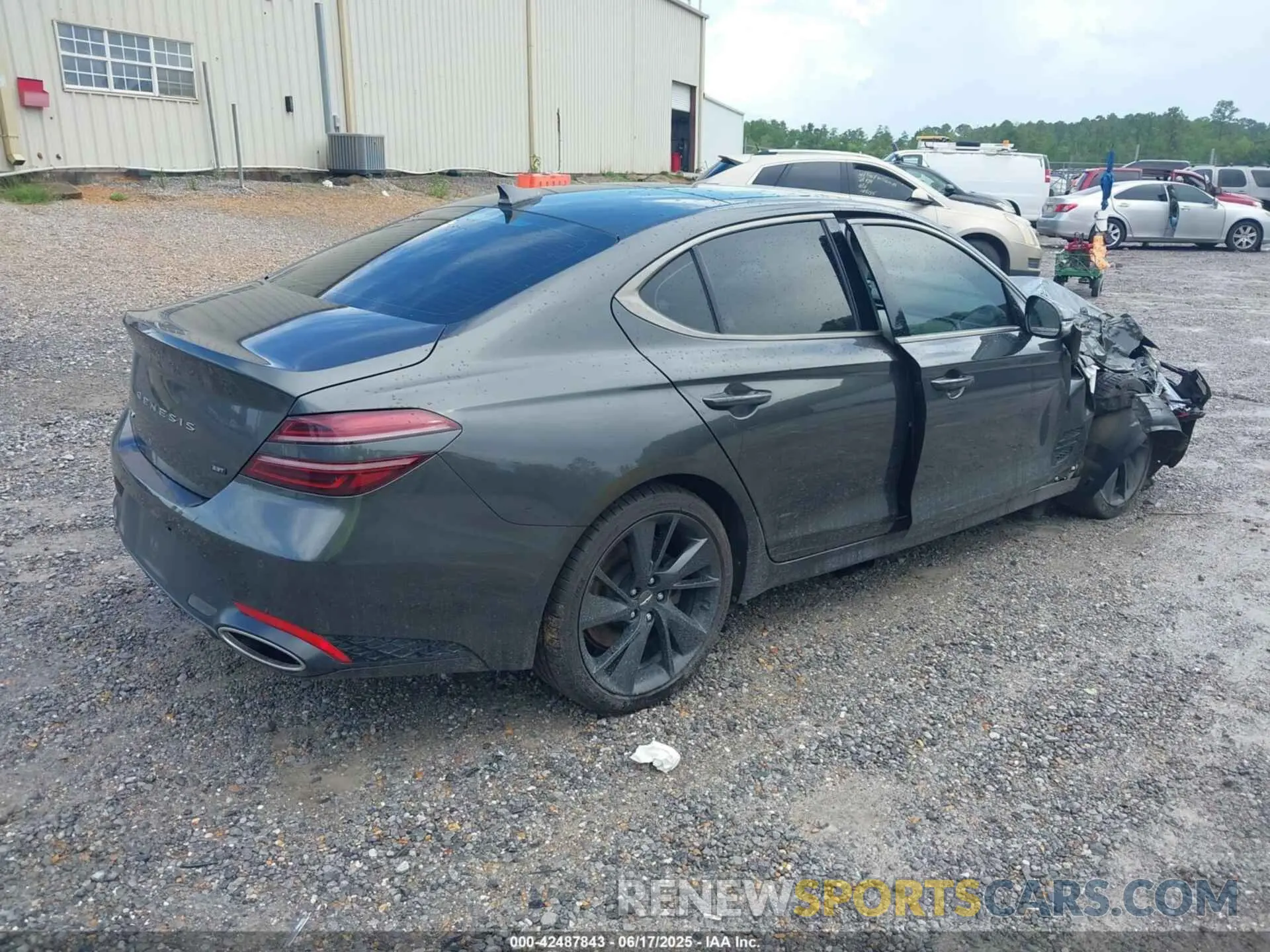 4 Photograph of a damaged car KMTG54TE1PU125348 GENESIS G70 2023