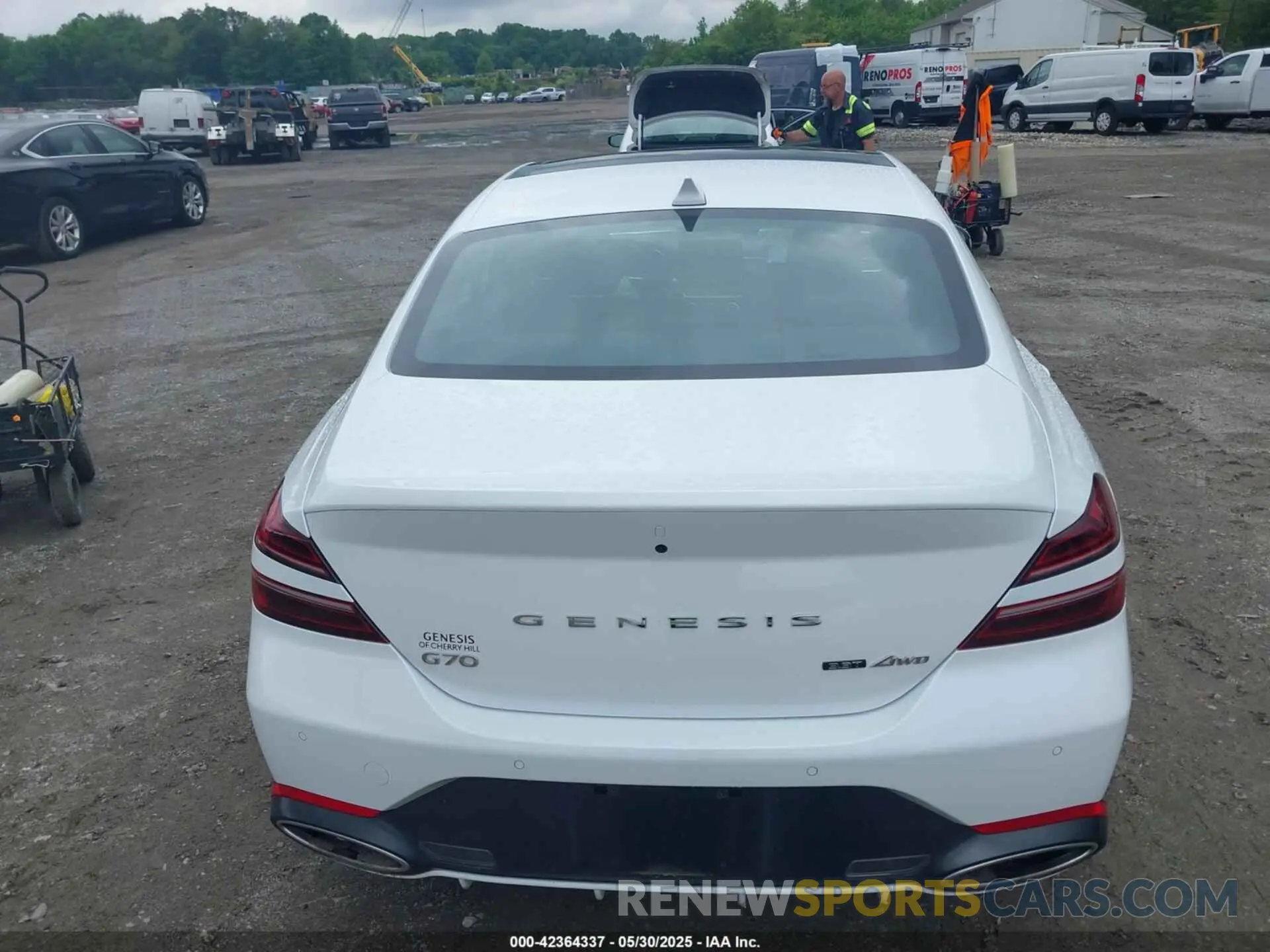 16 Photograph of a damaged car KMTG54TE5PU135106 GENESIS G70 2023