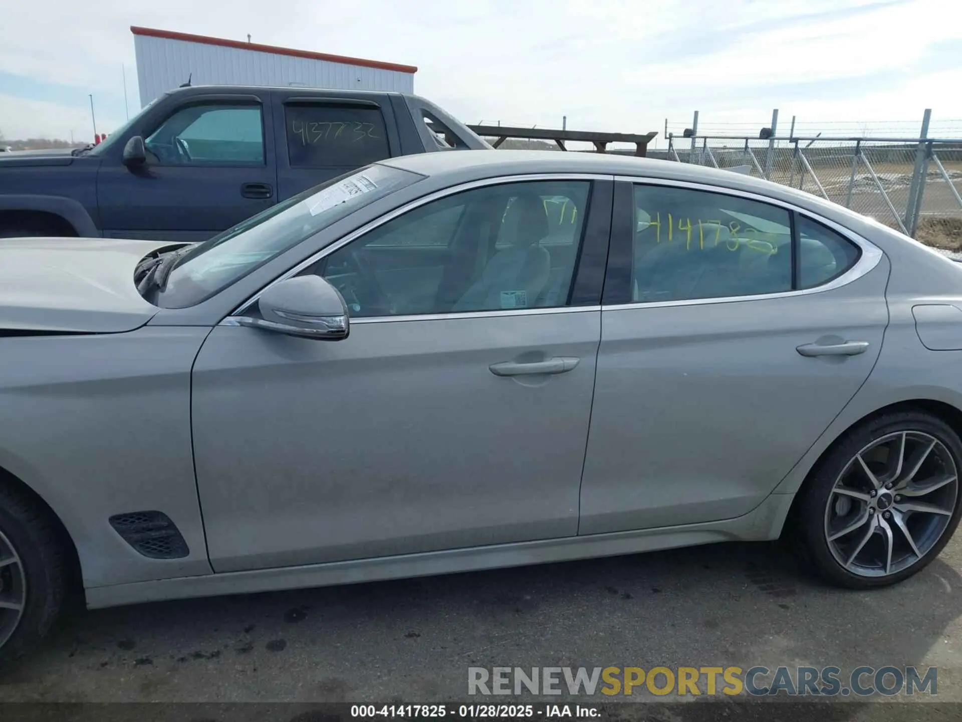 14 Photograph of a damaged car KMTG34SC5RU138774 GENESIS G70 2024