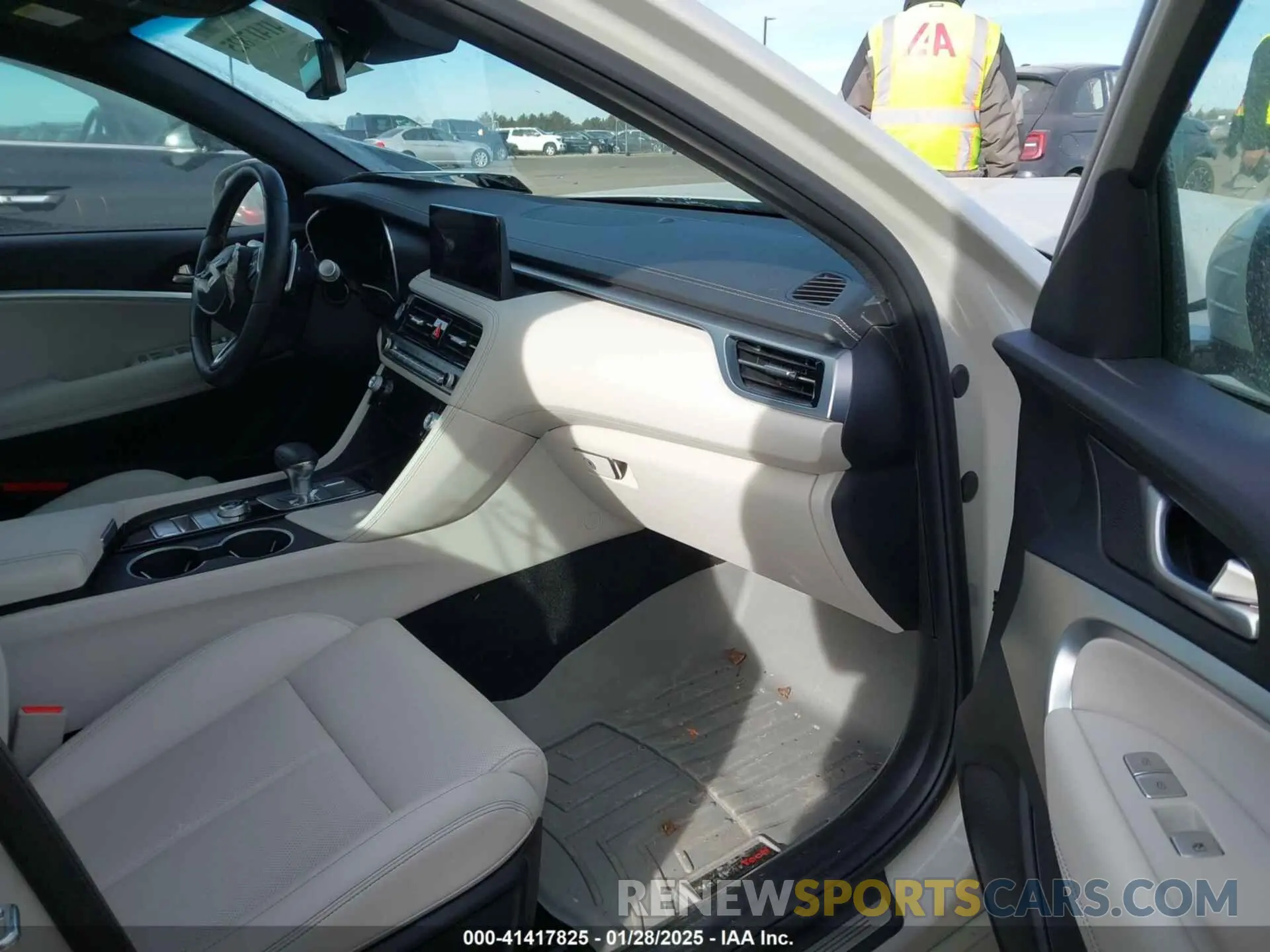 5 Photograph of a damaged car KMTG34SC5RU138774 GENESIS G70 2024