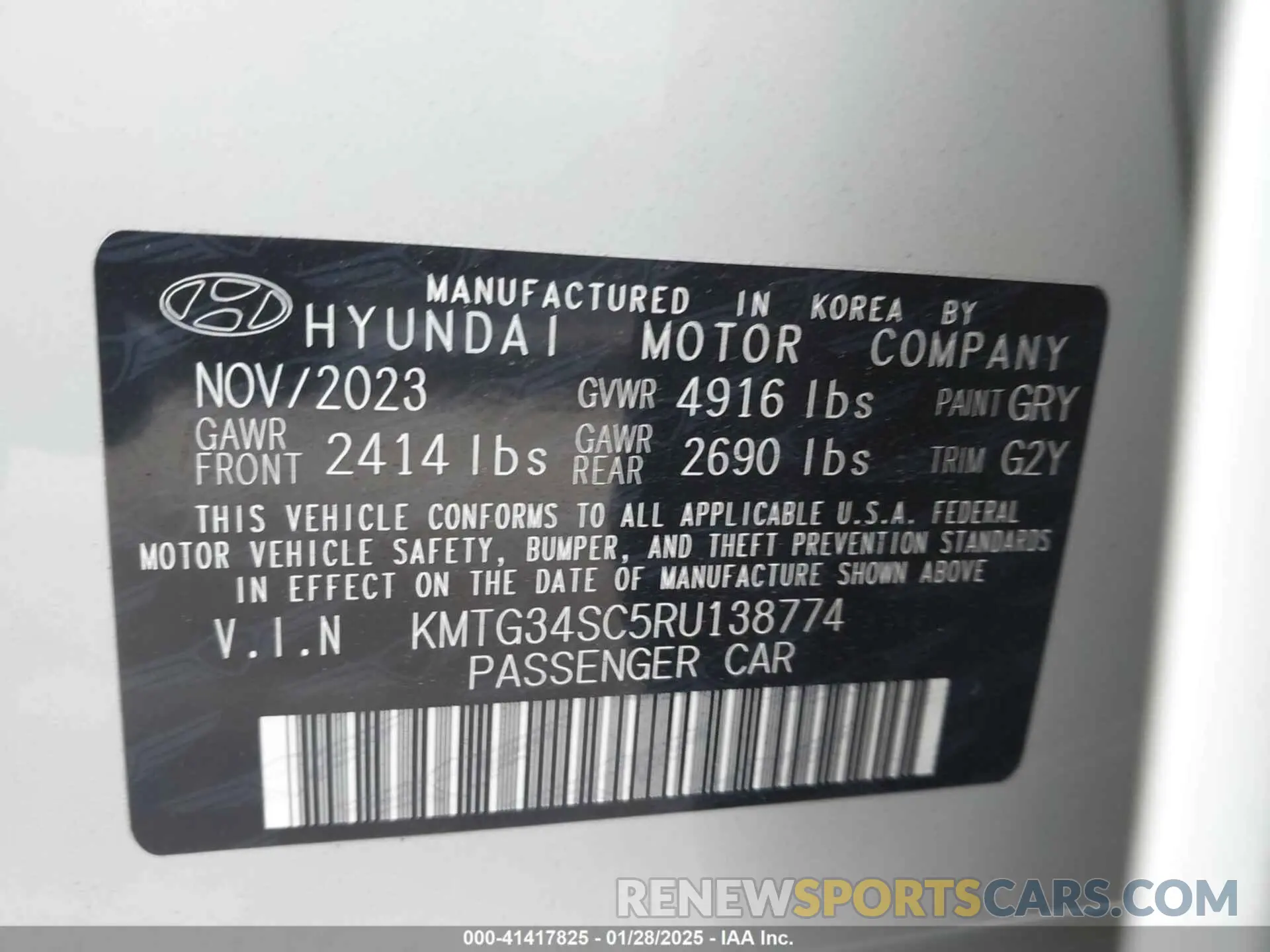 9 Photograph of a damaged car KMTG34SC5RU138774 GENESIS G70 2024