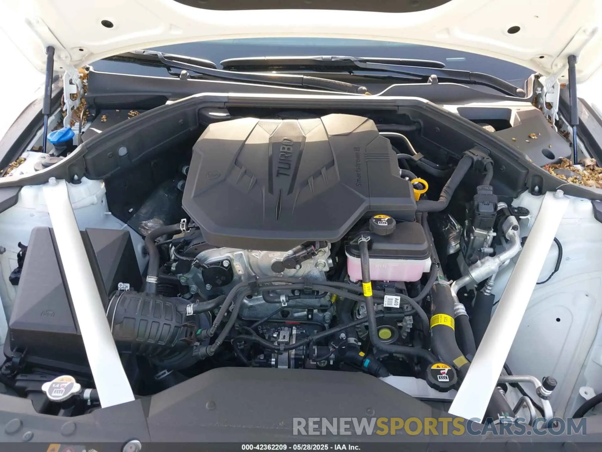10 Photograph of a damaged car KMTG34SC9RU136400 GENESIS G70 2024
