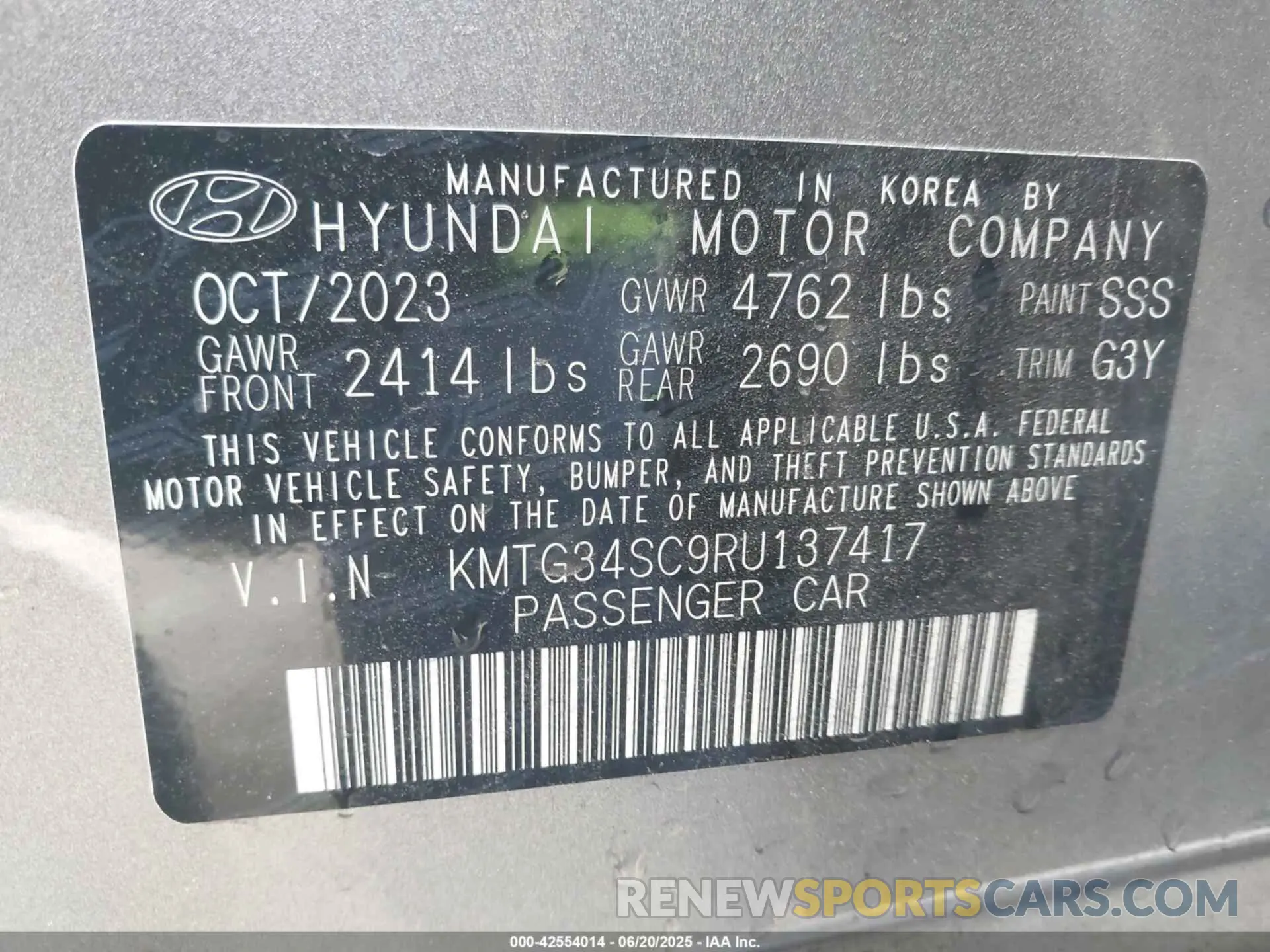 9 Photograph of a damaged car KMTG34SC9RU137417 GENESIS G70 2024