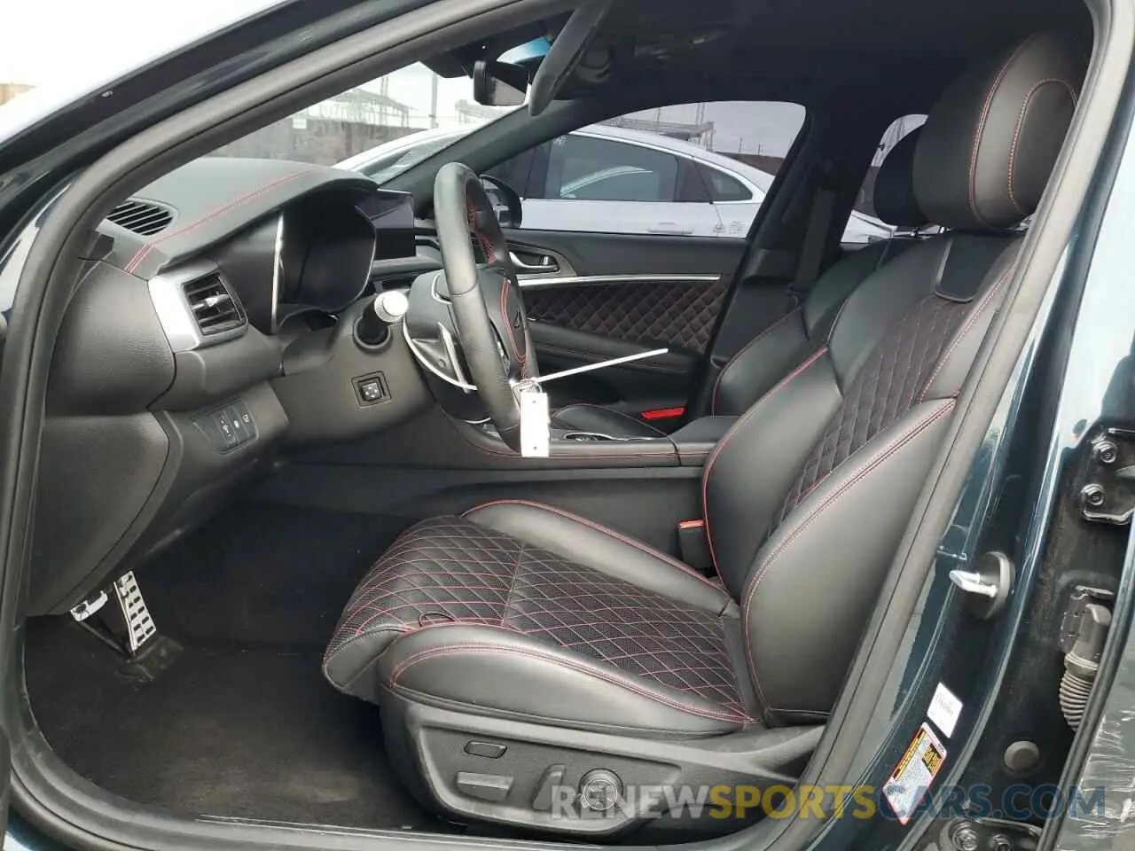 7 Photograph of a damaged car KMTG54SE2RU137450 GENESIS G70 2024