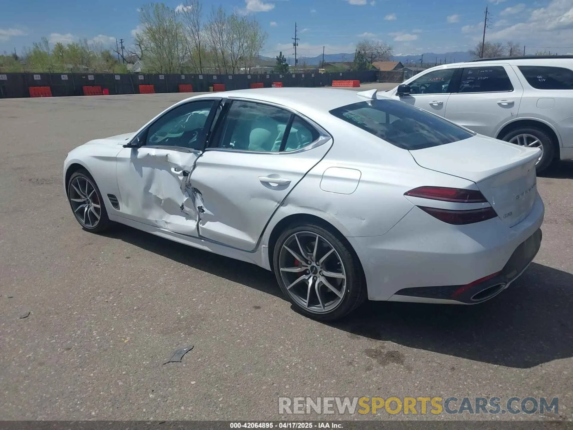 3 Photograph of a damaged car KMTG34SC6SU155525 GENESIS G70 2025